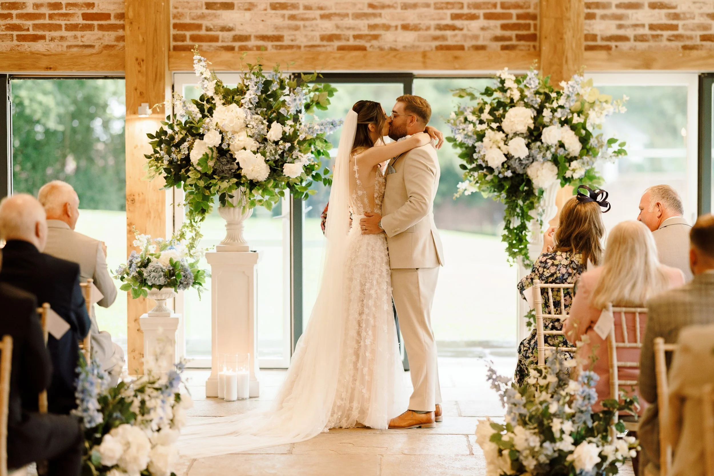 Ellie & Harison, Wasing Park UK