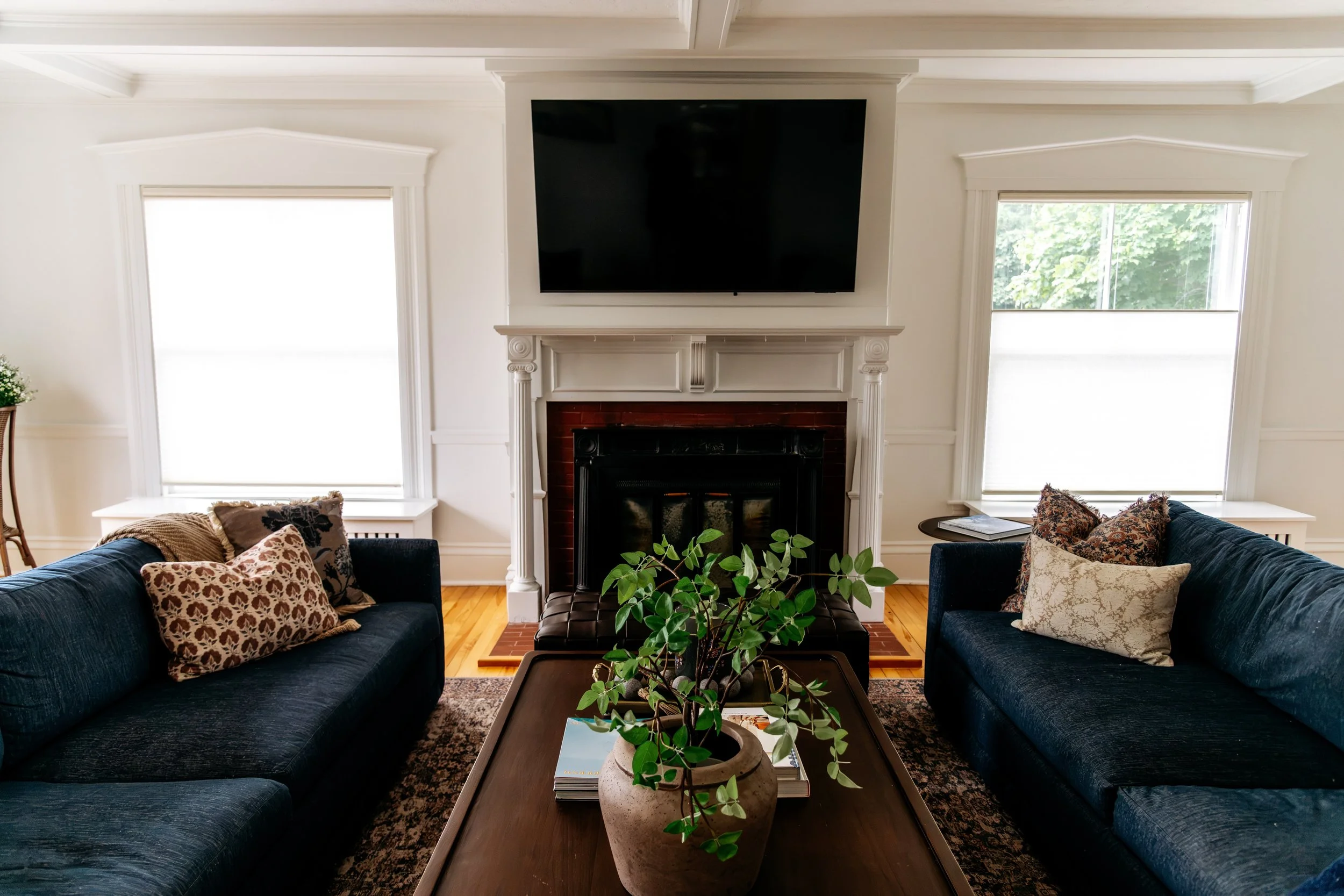SURF ROAD INTERIORS - Kayte Demont Photography 2026-1876.jpeg