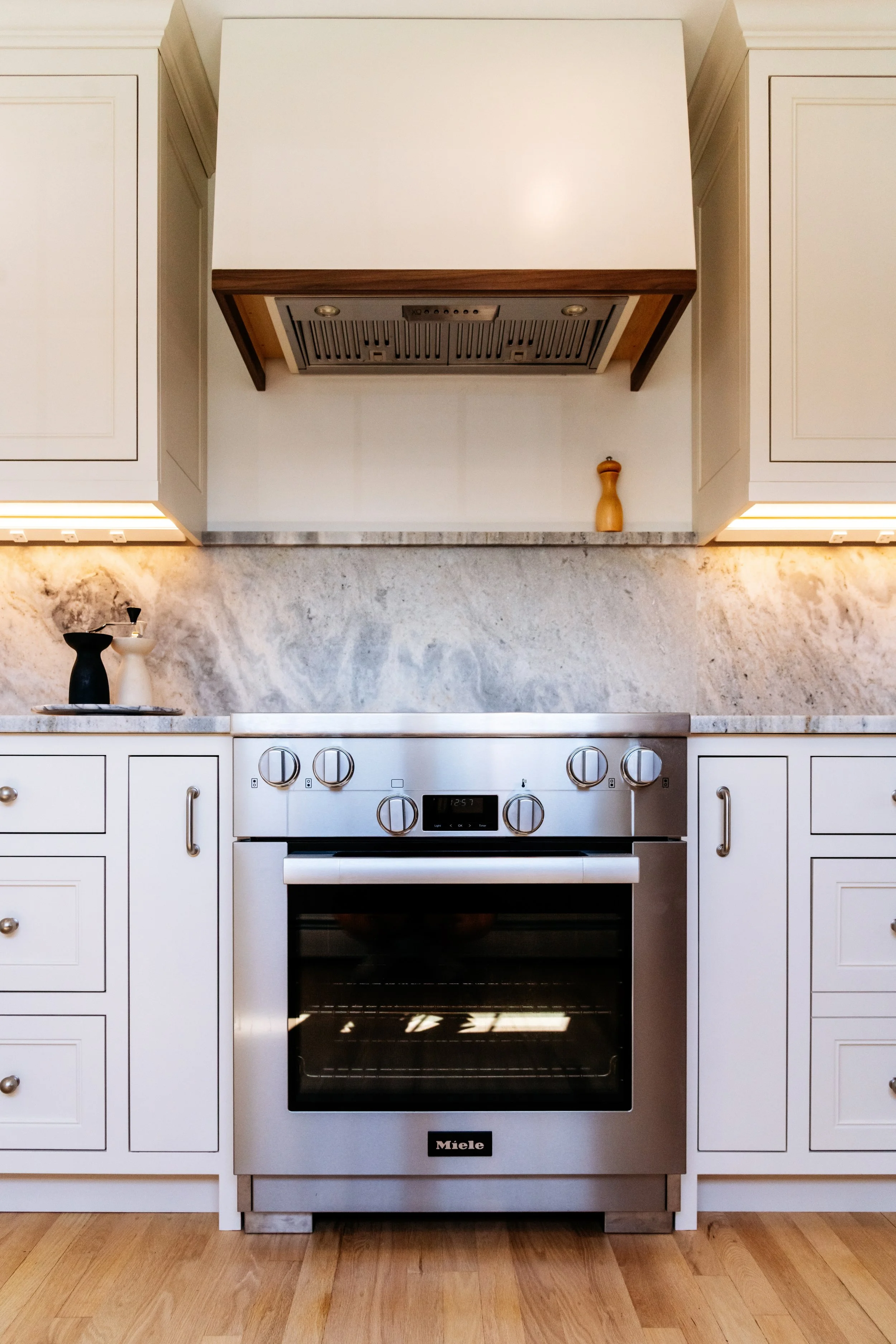 SURF ROAD INTERIORS - Kayte Demont Photography 2026-2464.jpeg
