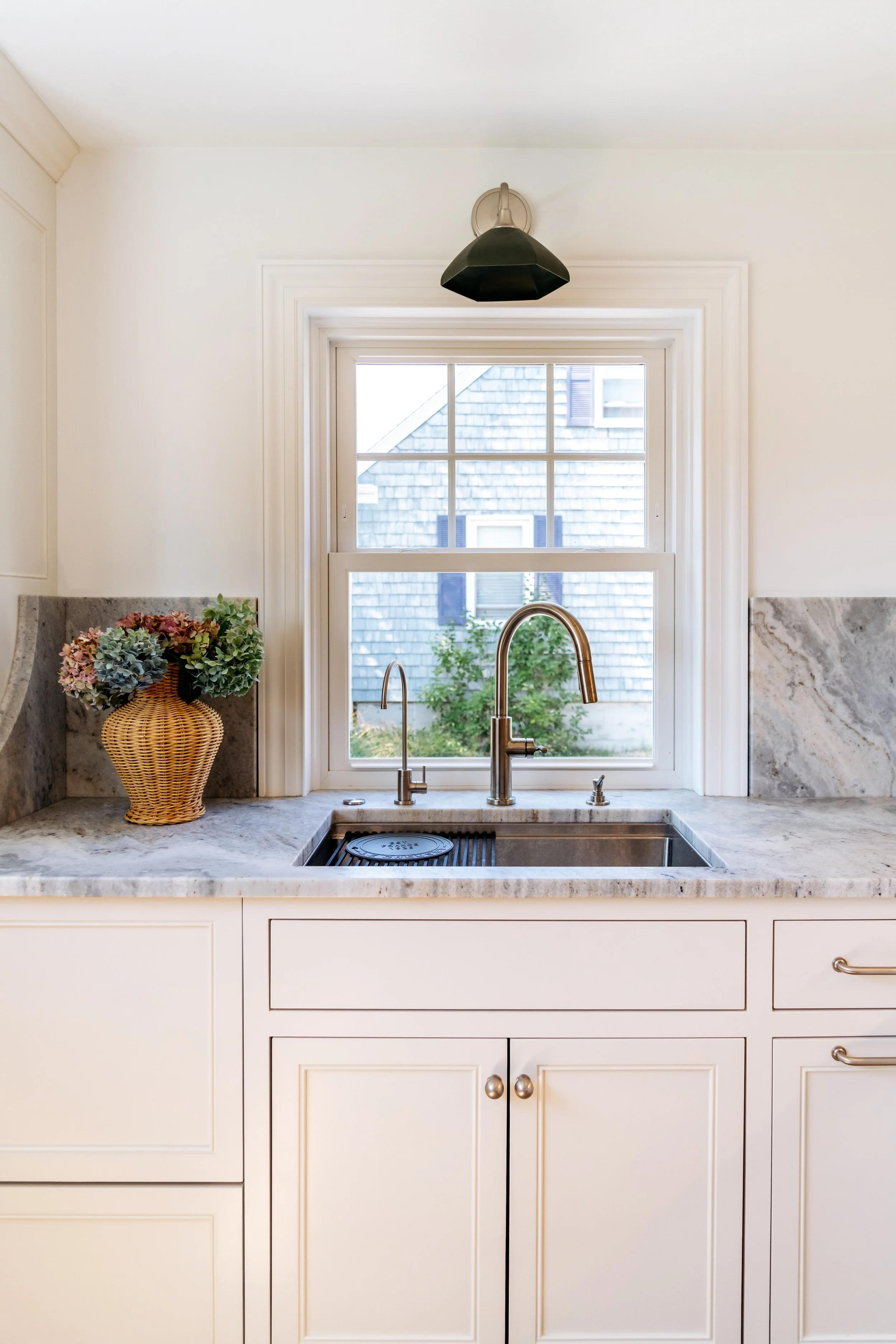 SURF ROAD INTERIORS - Kayte Demont Photography 2026-2585.jpeg