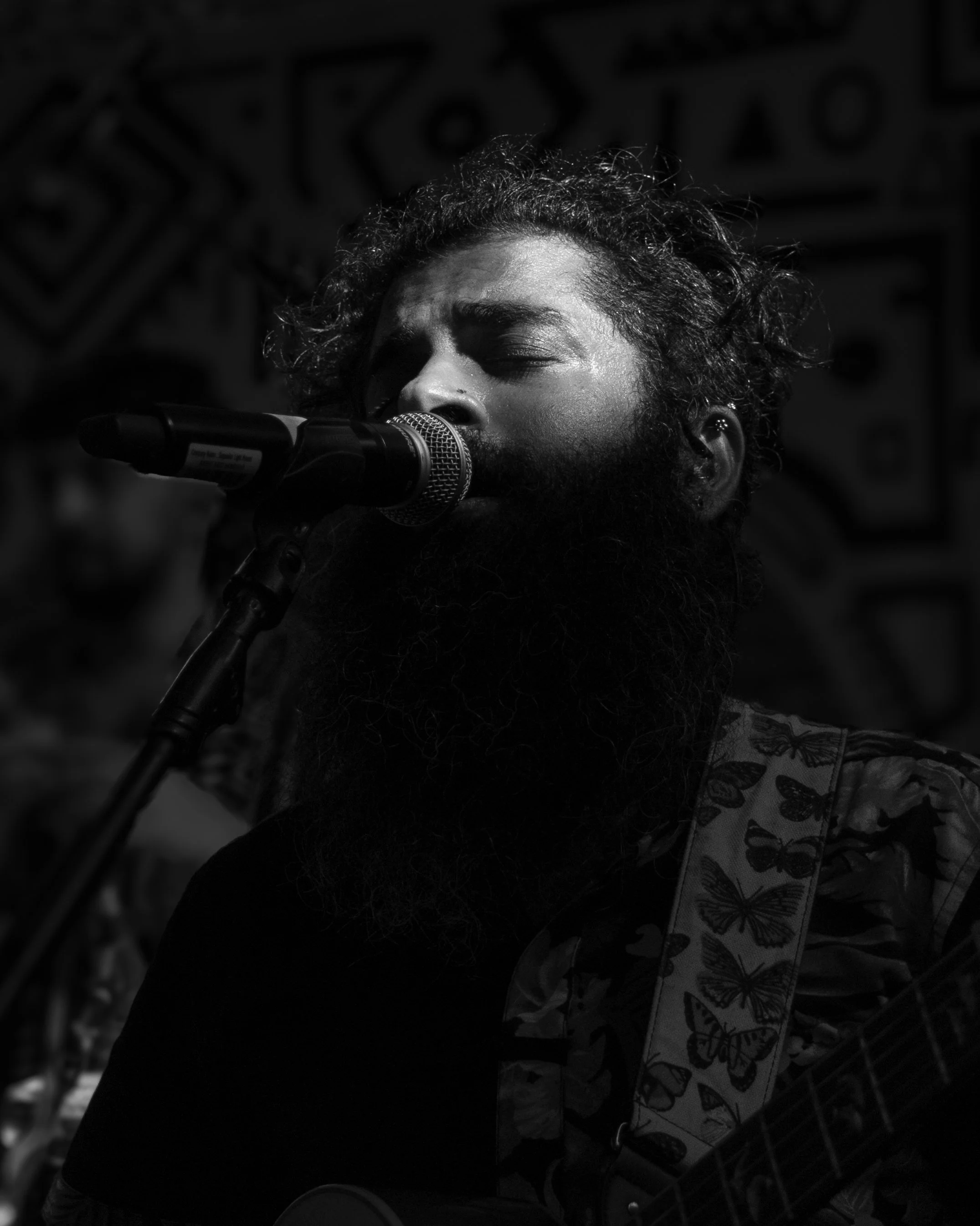 Vasu Dixit 4x5 (3).jpg