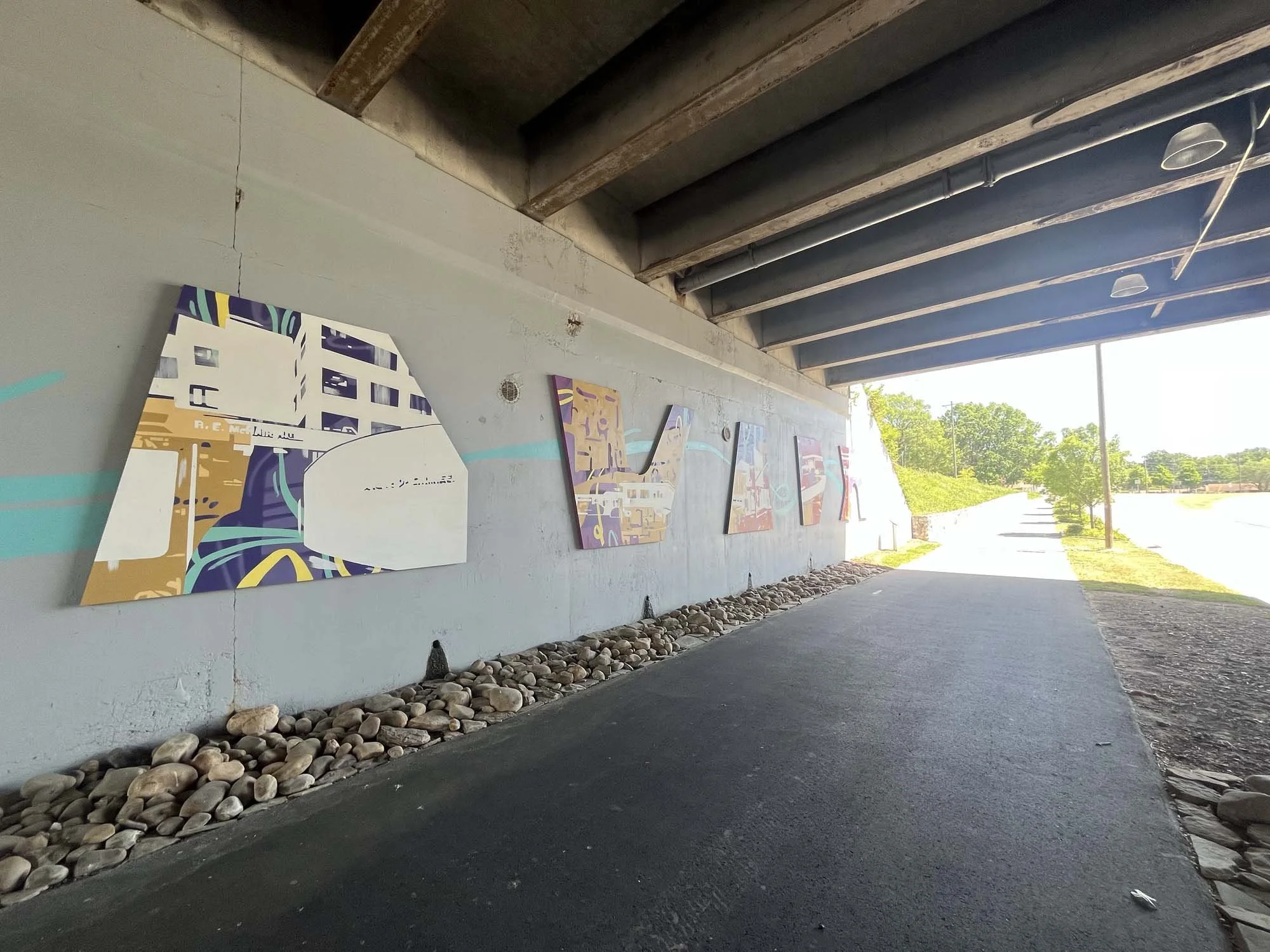 Public Art &amp; Bridge: "Modern Love"