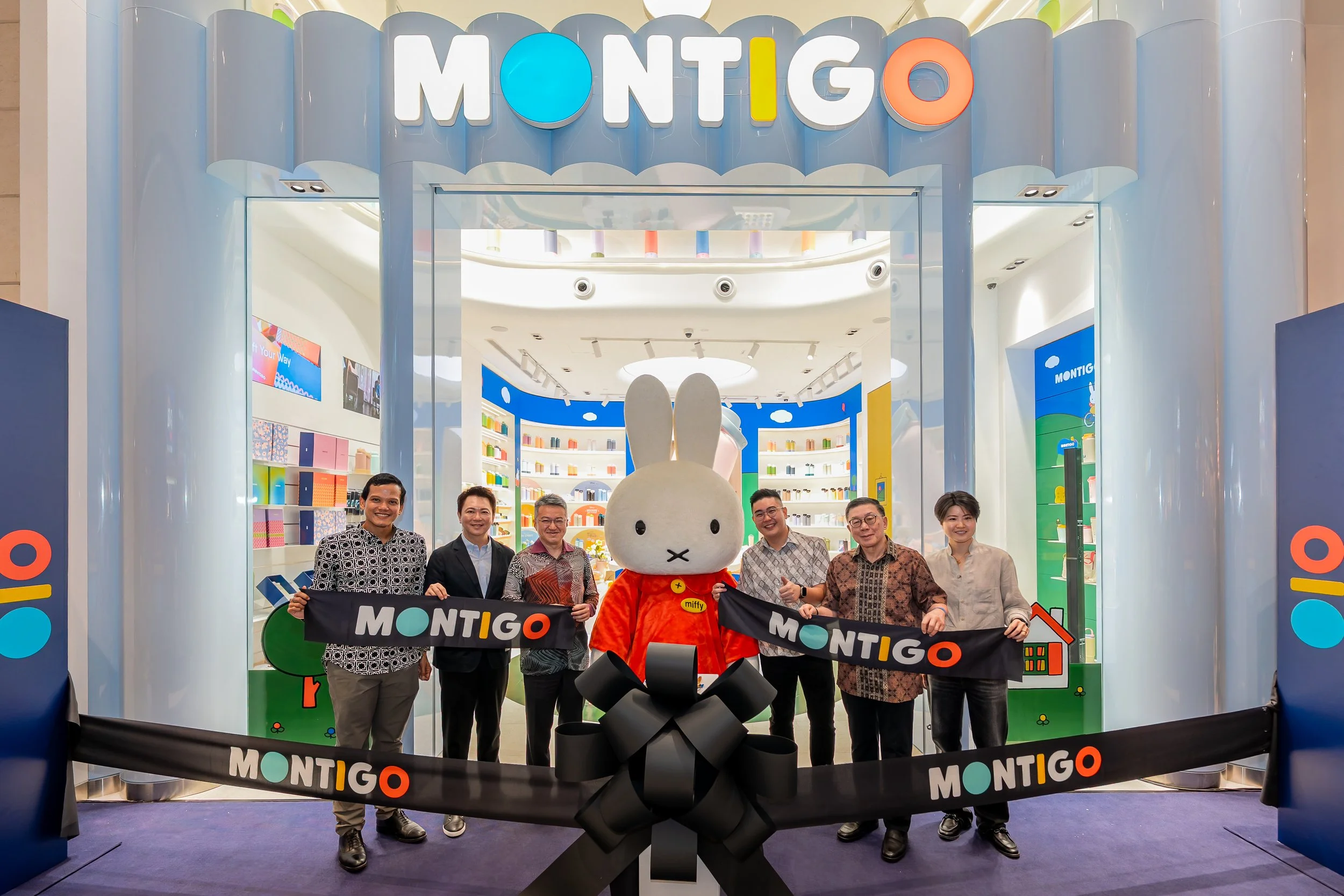 Store Opening 6.jpg