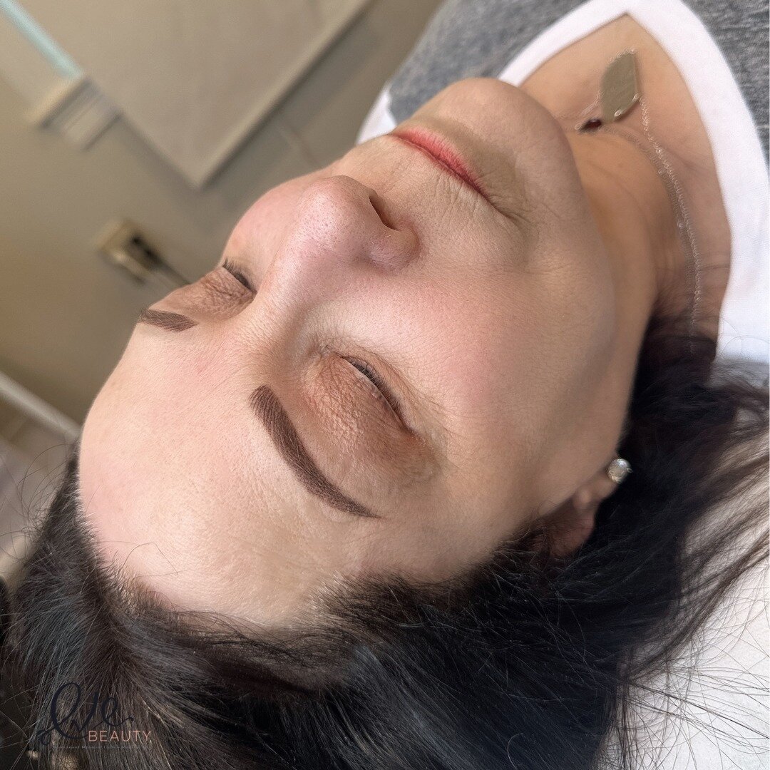 SWIPE ON OVER TO THE NEXT PIC TO SEE A HEALED BROW! Touch up (first pic) vs healed brow (second pic). A refresh for the brows may be needed once a year, or once every 3 years. Your touchups are up to your preference. Coming in under a year means long