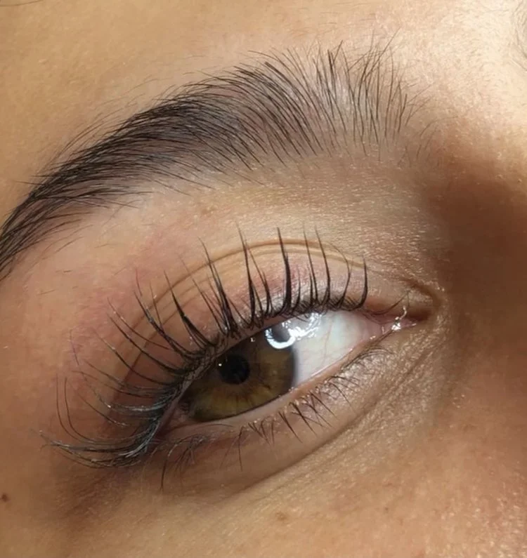 lash lift and Tint