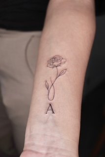 best fine line tattoo artist near me