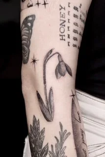 fine line tattoo artist