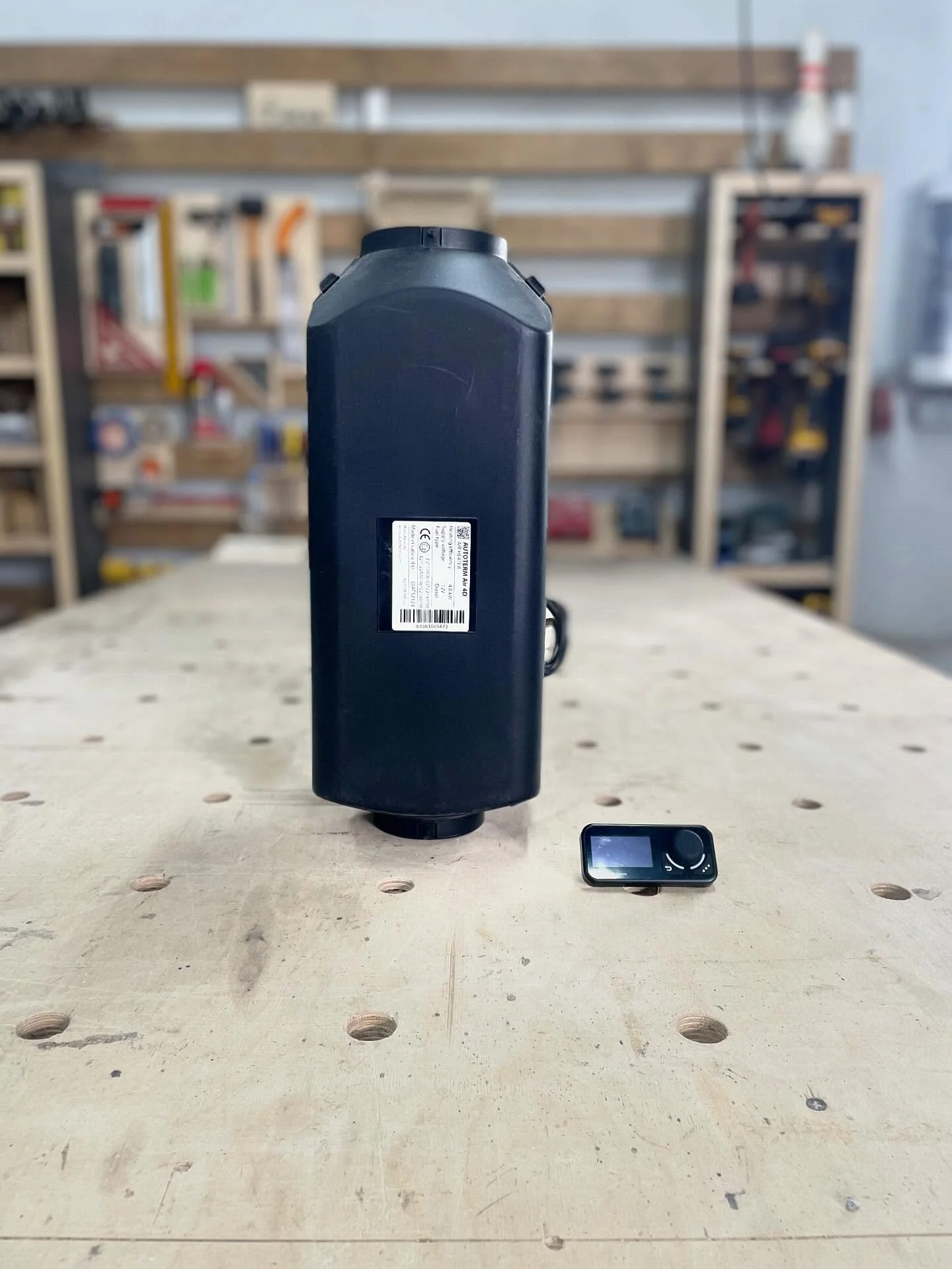 Perhaps it&rsquo;s time for a diesel heater &hellip; the winter is coming..

#campervan #vanlife #autoterm #dieselheater #vanbuild