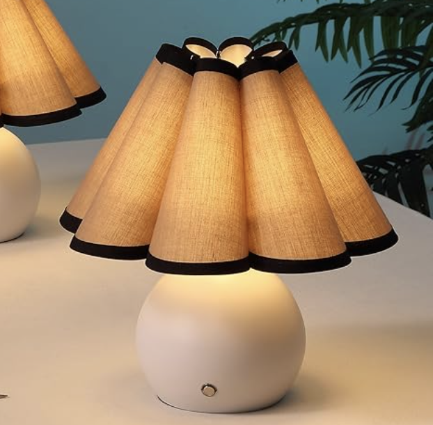 cozy accent lighting, pack of 2
battery life: 6 hours
