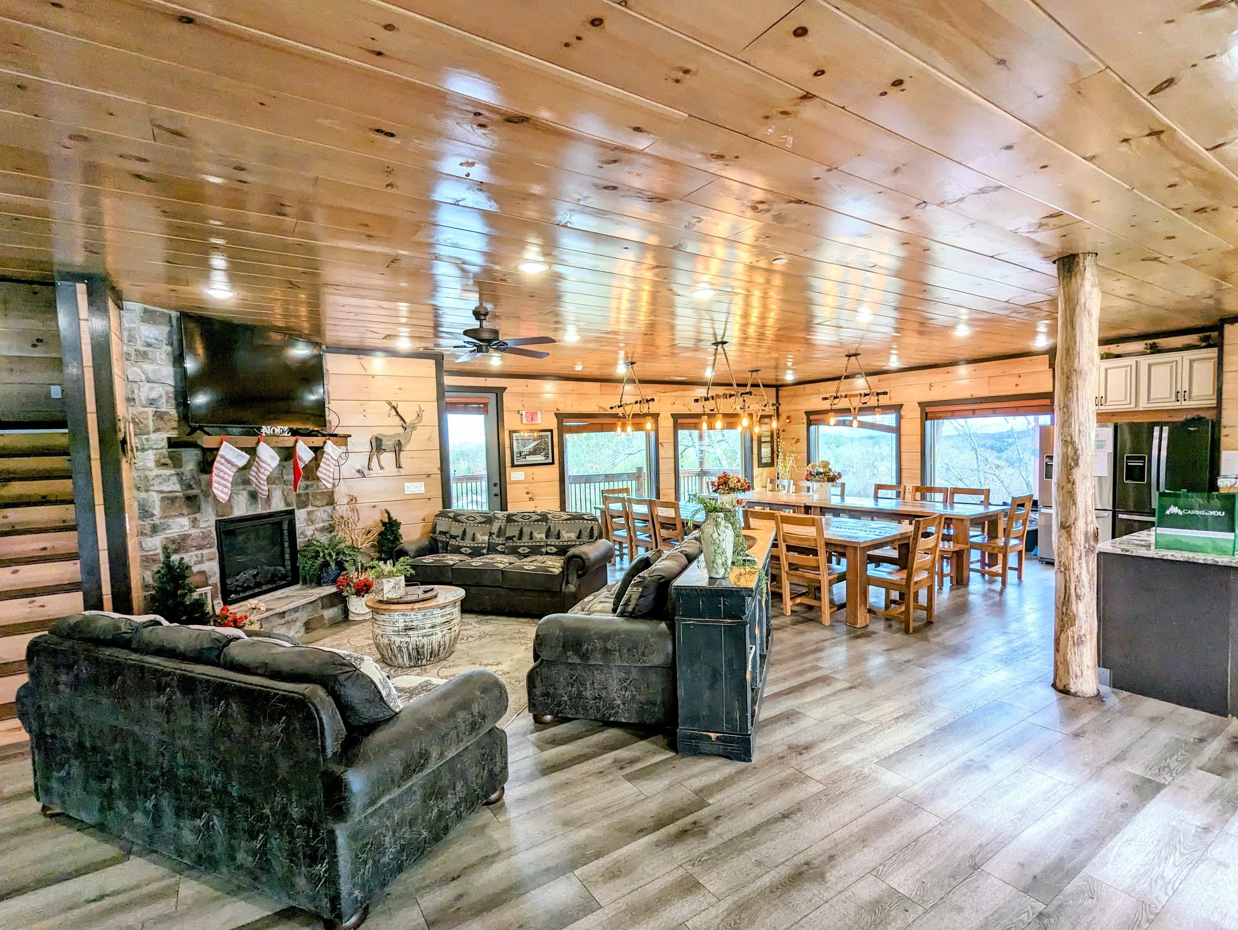 Chestnut Oak Lodge By Oak Ridge Stays Living Area
