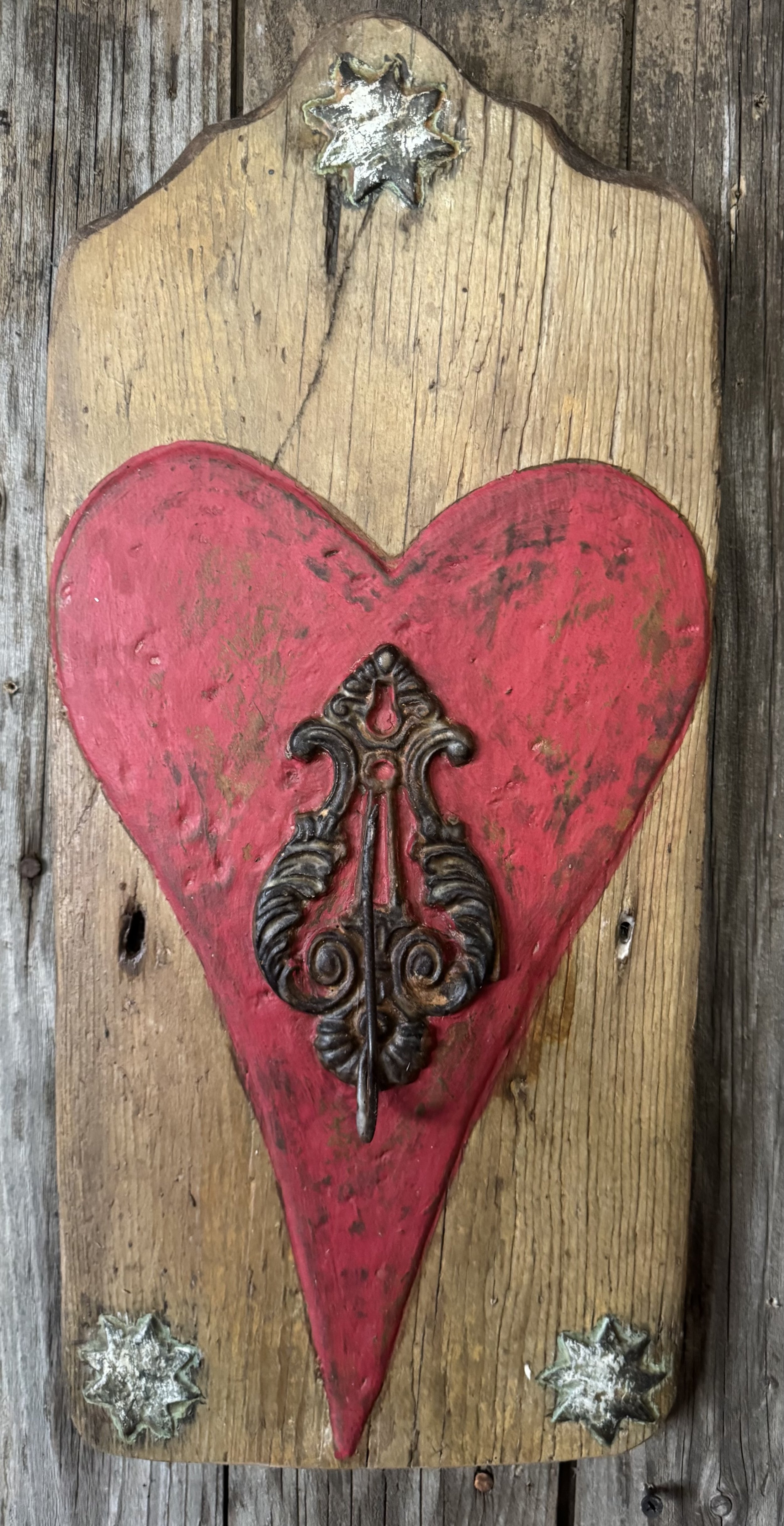 Hanger Heart on Shaped Board with Very Fancy Black Old Receipt Holder Hook and Starbursts