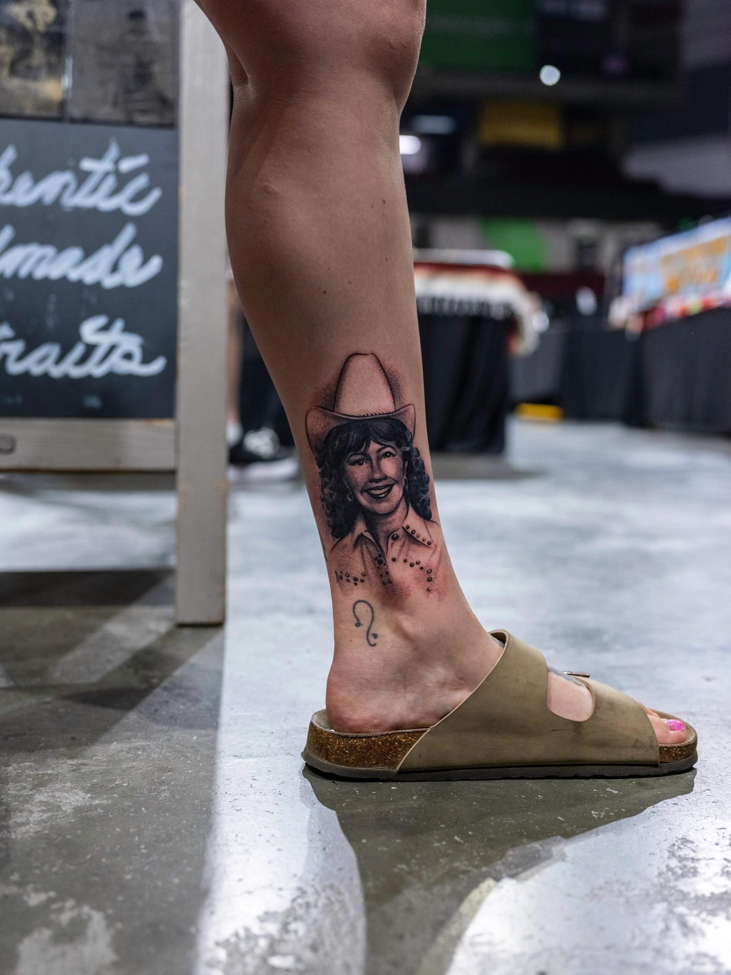 Fridays winner for Tattoo of the Day! Alex Mart of Oh Boy Original - client. Photo by Nick Hedden @gemstatephoto