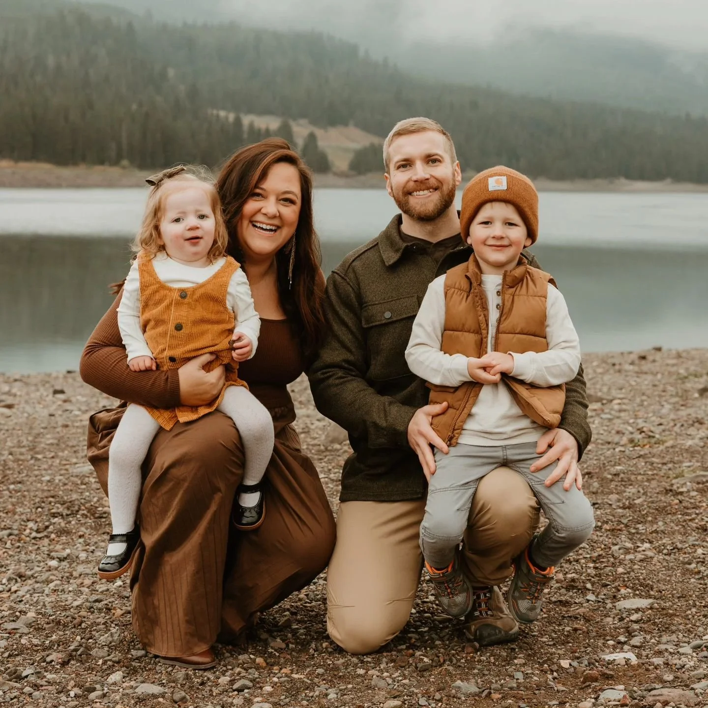 As Thanksgiving quickly approaches, I can't stop thinking about how thankful I am for this little family of mine. 

I hope you and your loved ones find time next week to slow down and savor the season. 

#Thanksgiving #thanksgivingweek #familytime #t