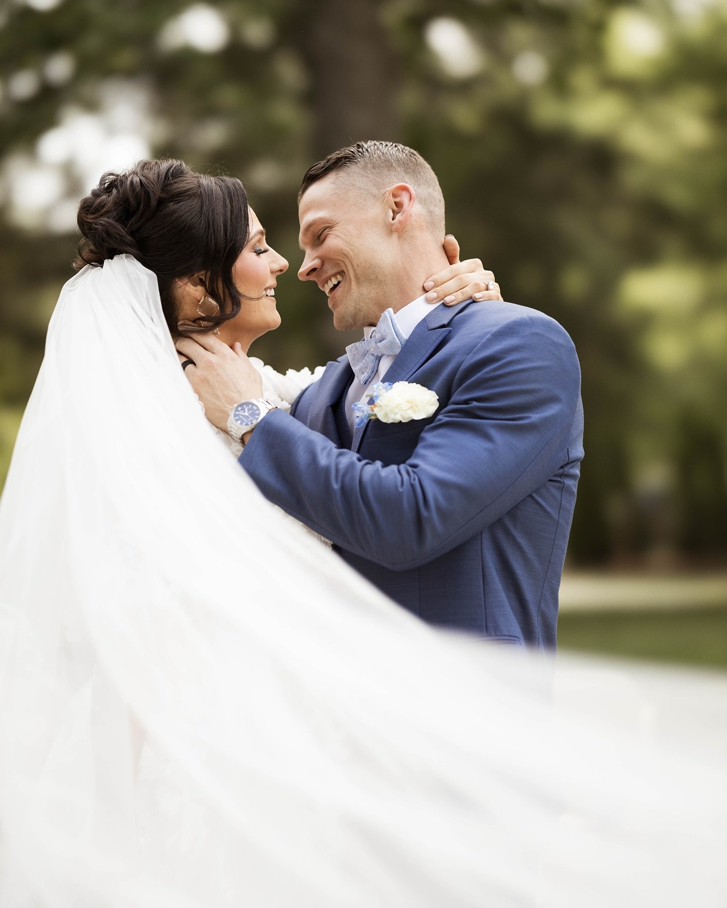 Daydreaming about this day! The vendor team truly outdid themselves😍

#charlotteweddingphotographer #raleighweddingphotographer
#charlestonweddingphotographer #dcweddingphotographer

Vendors -
Venue: @thegrandevictorian
Florals &amp; Design: @radian