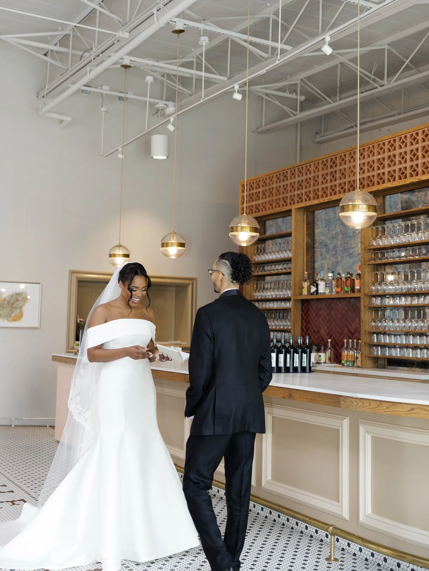 January has been a long one (as usual 😅), with weather that&rsquo;s felt like every season at once. It&rsquo;s had me reminiscing on this beautiful spring wedding from last year and wishing spring would come a little sooner. Such a gorgeous day full