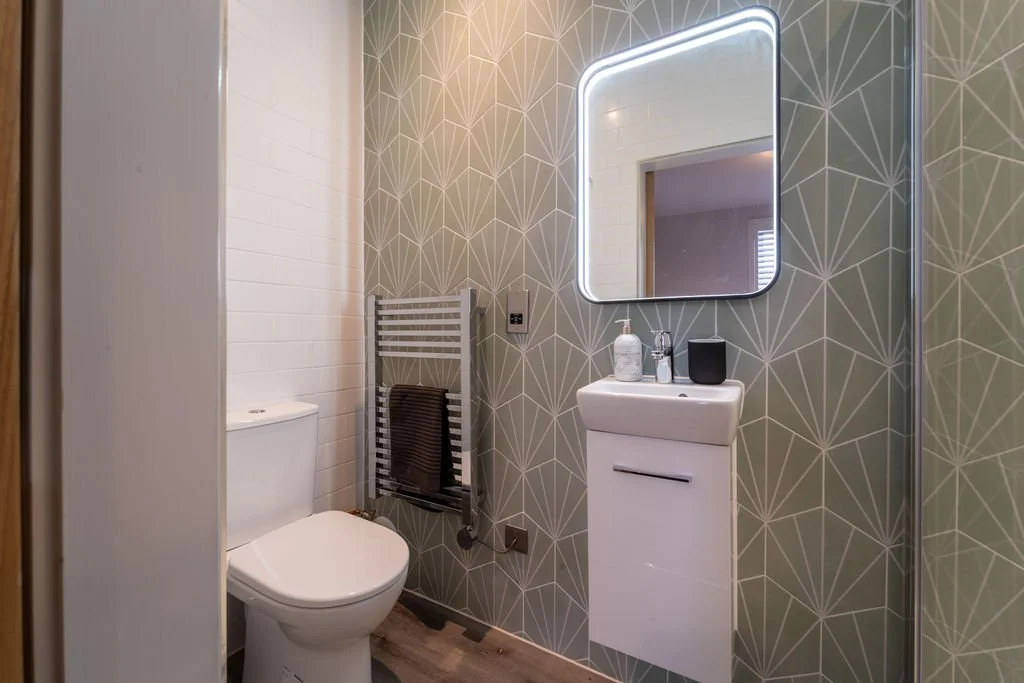 Master bedroom ensuite