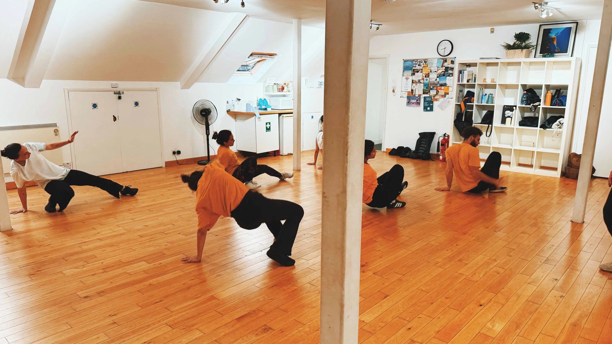 FIGURA CLASS 3 crop.jpg