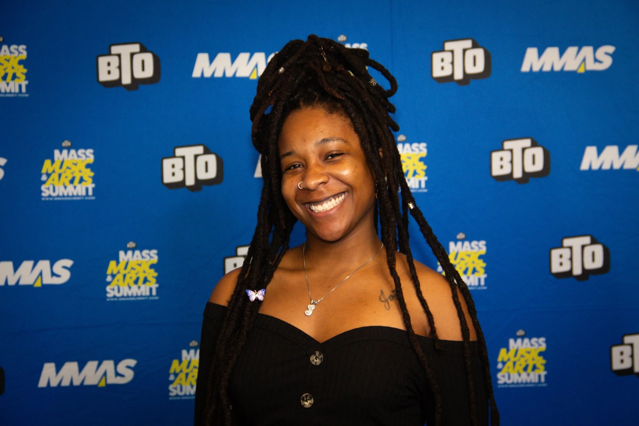 Didn&rsquo;t get to take a picture with everyone but had an amazing time @massmusicartssummit 🥰 For anyone that didn&rsquo;t get a chance to go, follow them for next years event. My debut EP is just 6 days away 🥵 Pre Save in bio 💕

Photos by @rafi