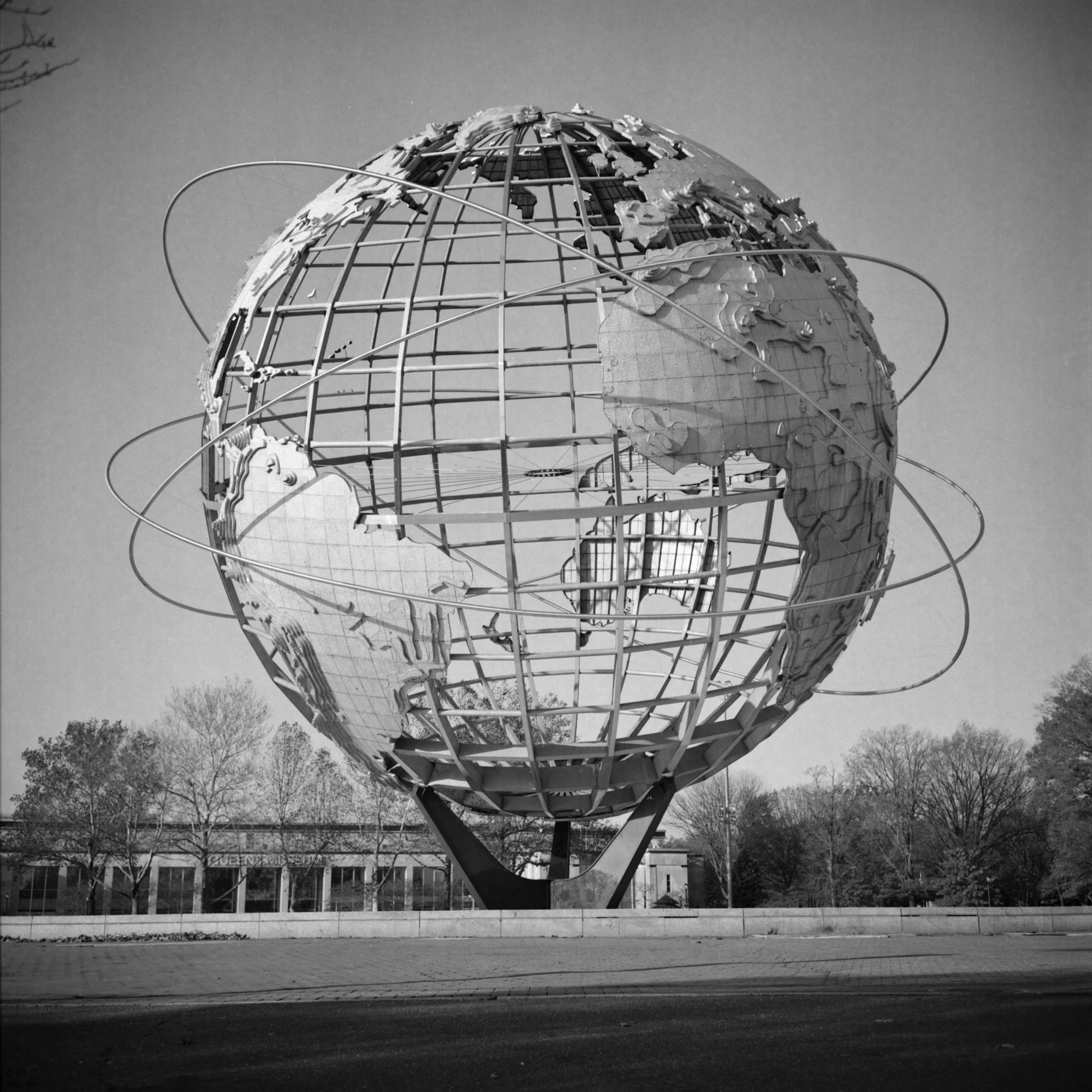 Unisphere , Flushing Meadow, Corona Park, NY / Rolleiflex Planar 1:3.5