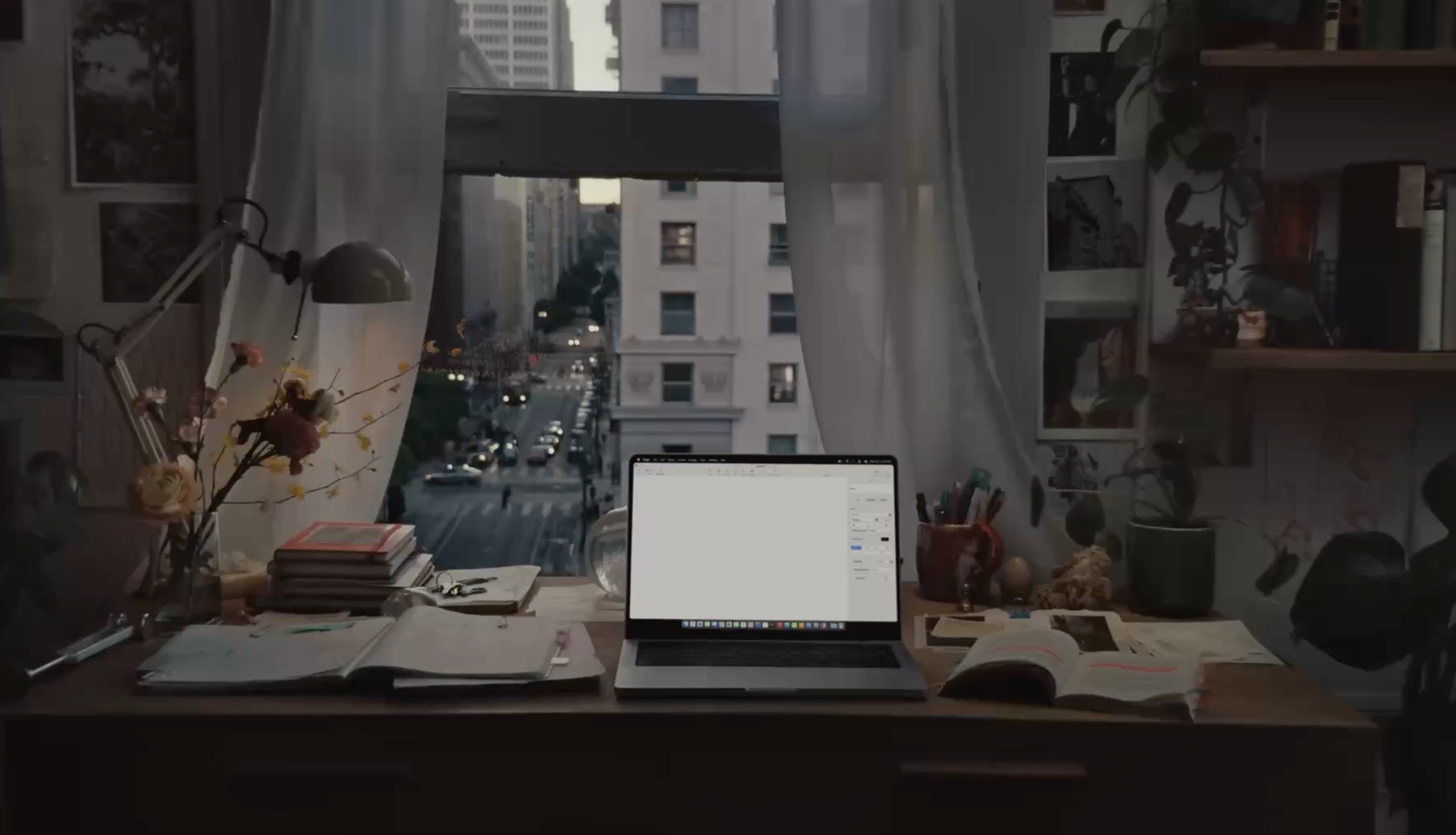 Apple - Great Ideas Start on Mac