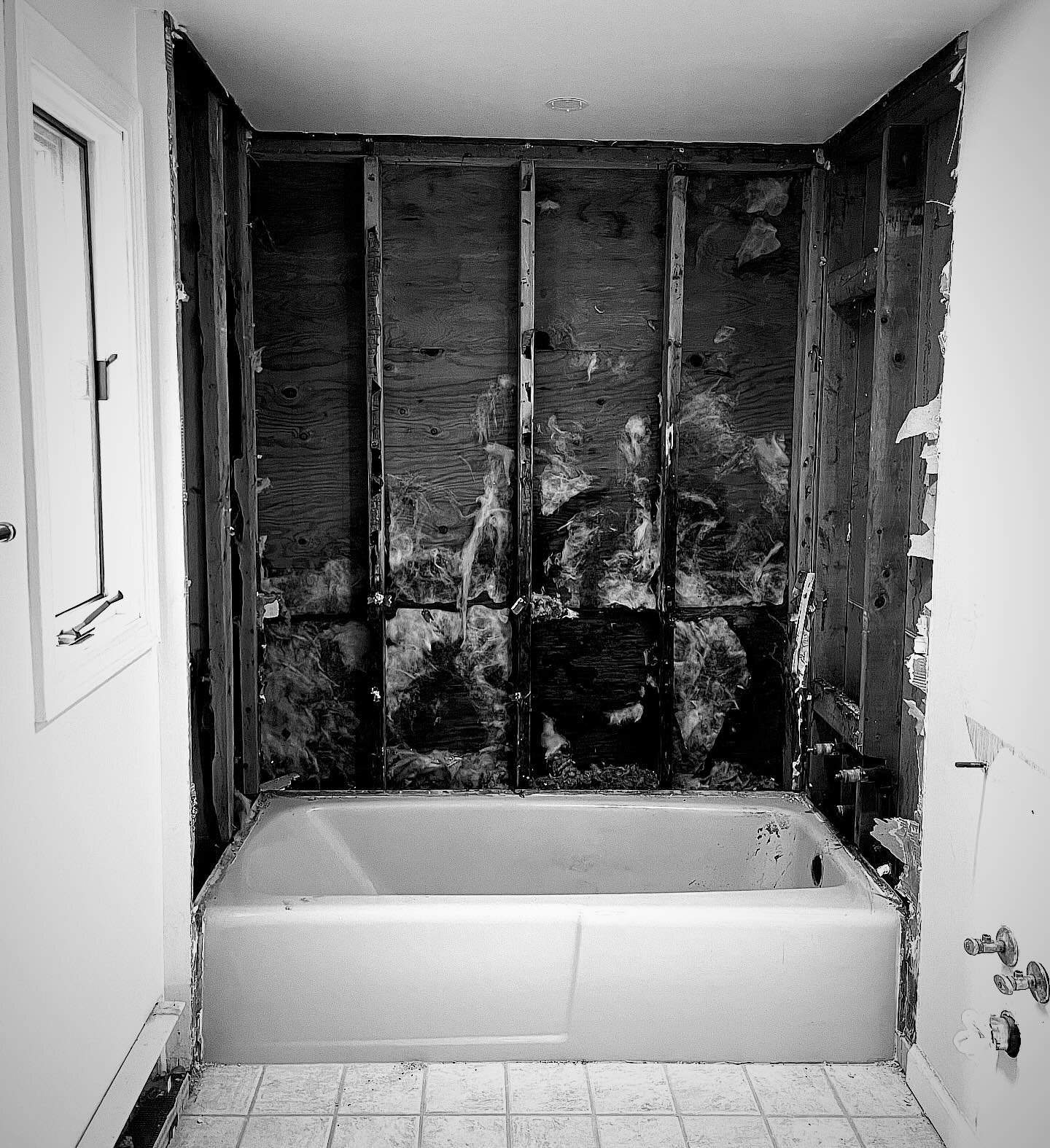 Good start to a small bathroom renovation. The tiles around the tub had been glued directly to the gypsum board without any waterproofing membrane of any kind. Consequently, the studs along the wall rotted because they regularly got wet but could nev