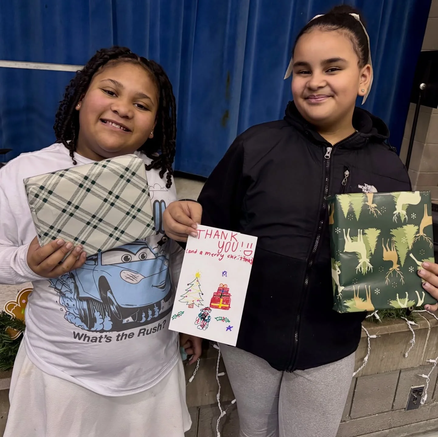 Happy Holidays, YWCA Bethlehem family! 🧡

Our TechGyrls across the Bethlehem Area School District were all smiles while receiving their Holiday Hope Chest gifts.
A heartfelt thank you to @volunteerlehighvalley for organizing and to Wicked Botanist f