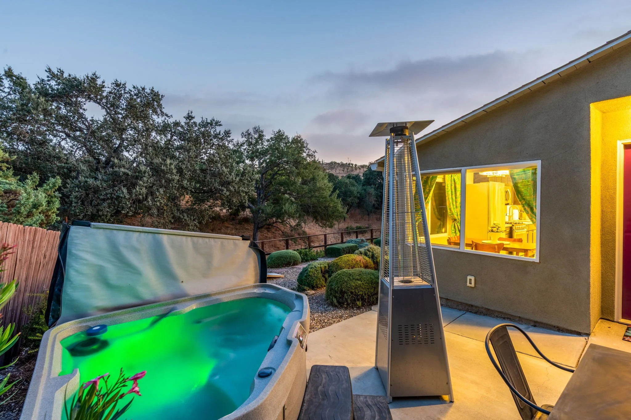 Robles Retreat (2/7 Hideaway Units)