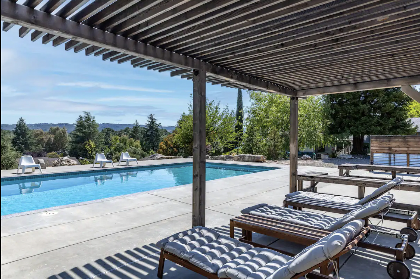 Poolside Paradise in Wine Country - Templeton 