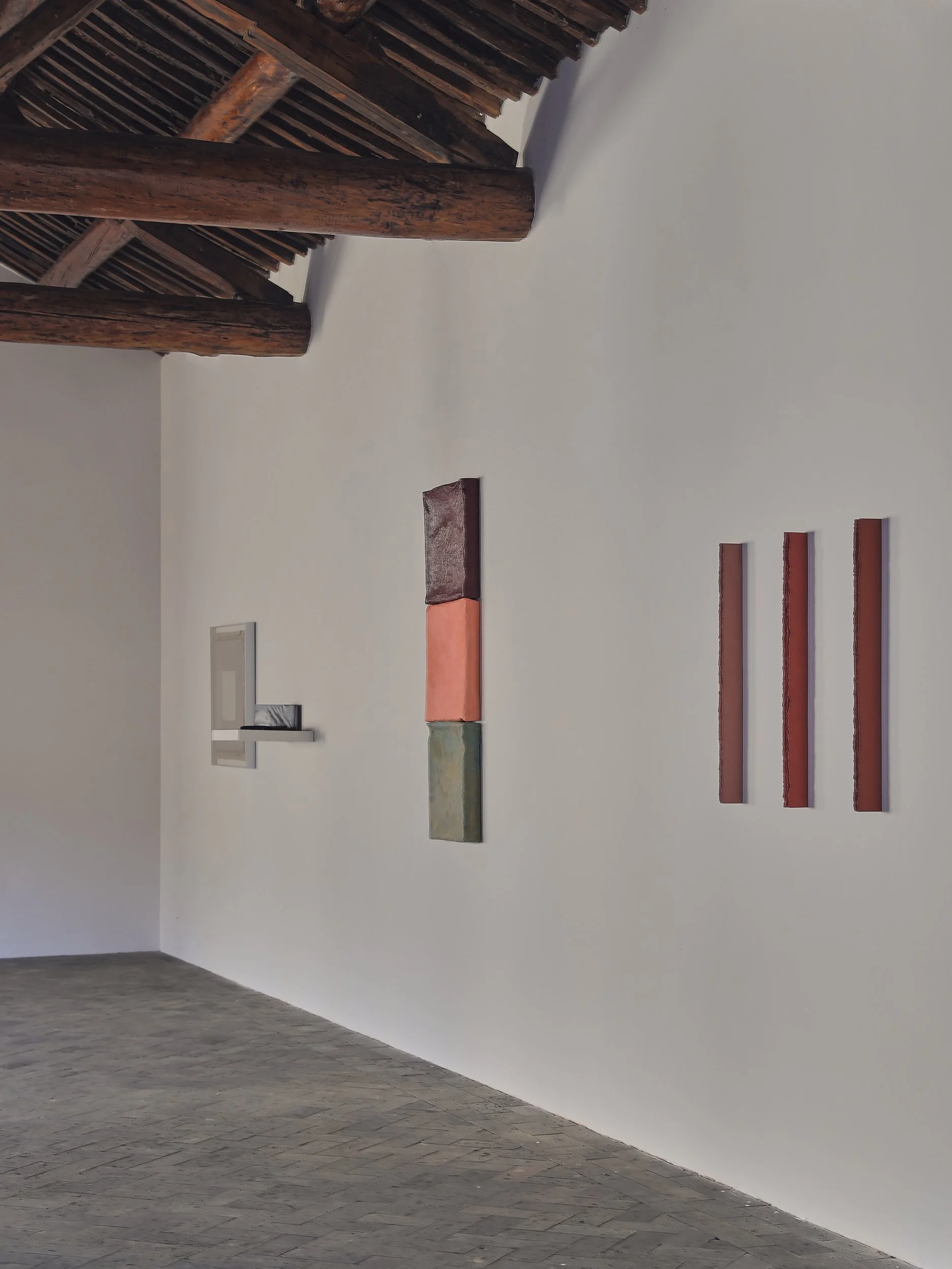 exhibition view at space of time gallery , artworks by Lucinda Burgess (UK) and Ni Zhiqi (china)