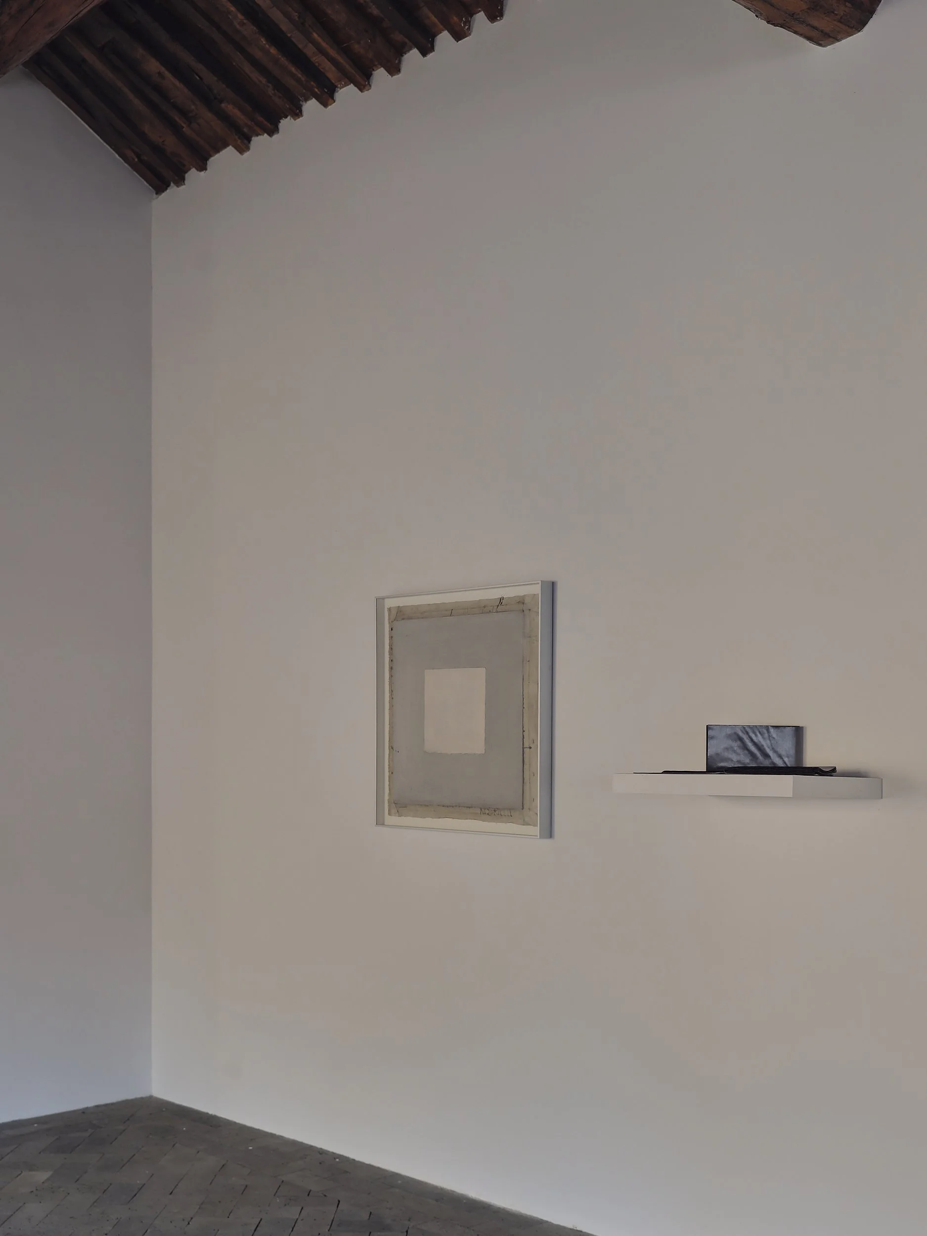 exhibition view at space of time gallery , artworks by Lucinda Burgess (UK) and Ni Zhiqi (china)
