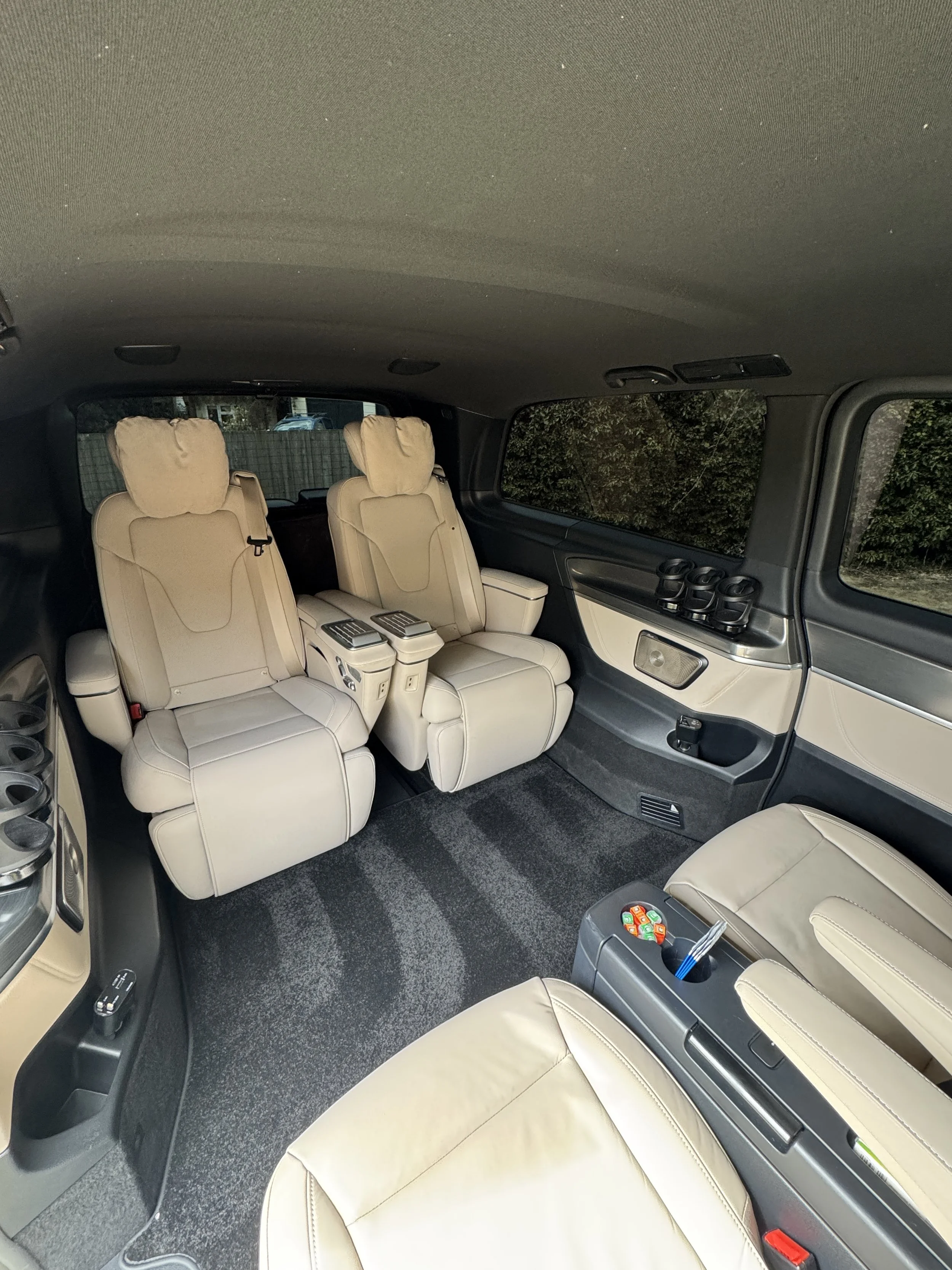 MERCEDES BENZ EXCLUSIVE.JPG