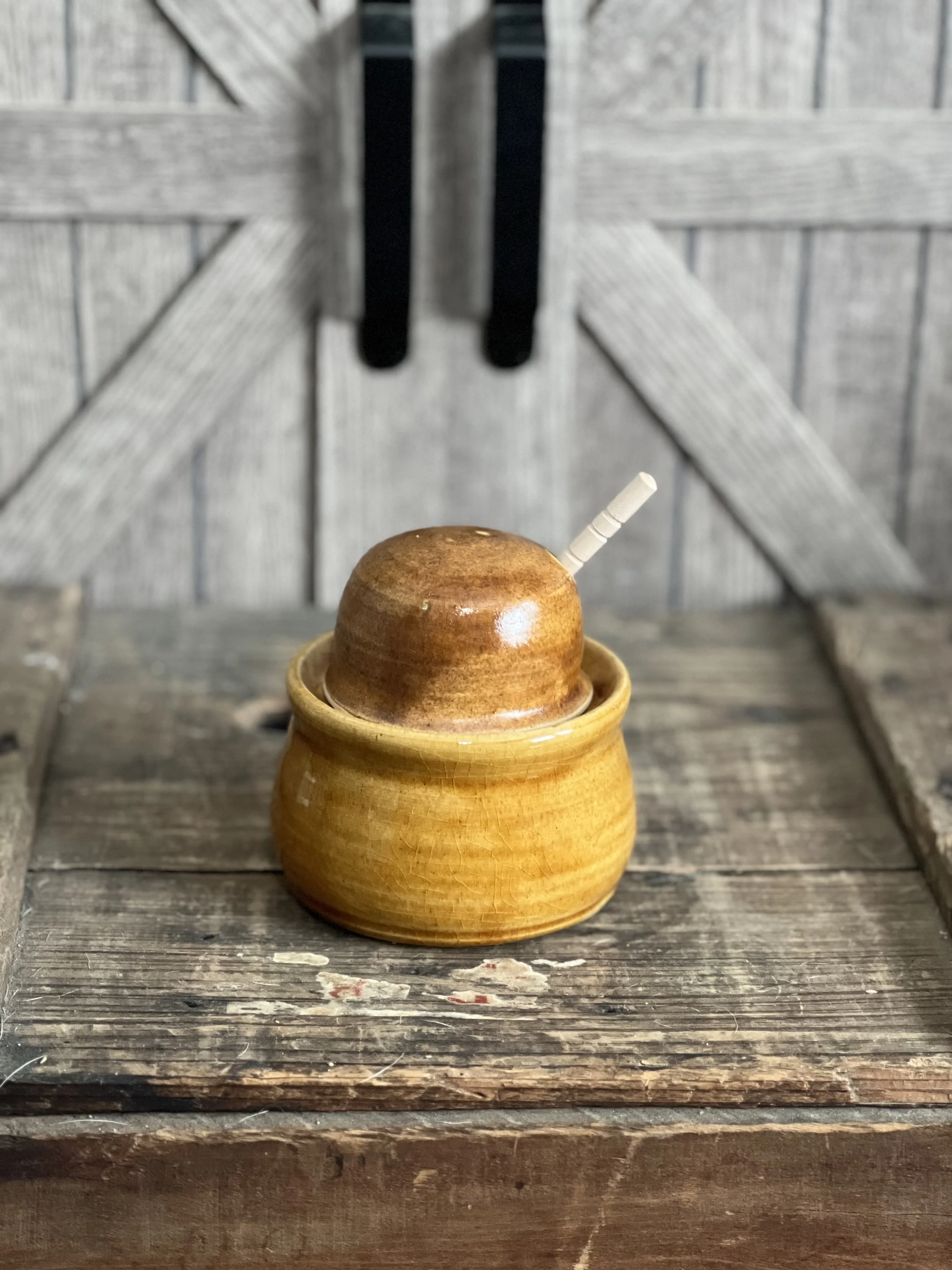 Golden Glow Honey Pot