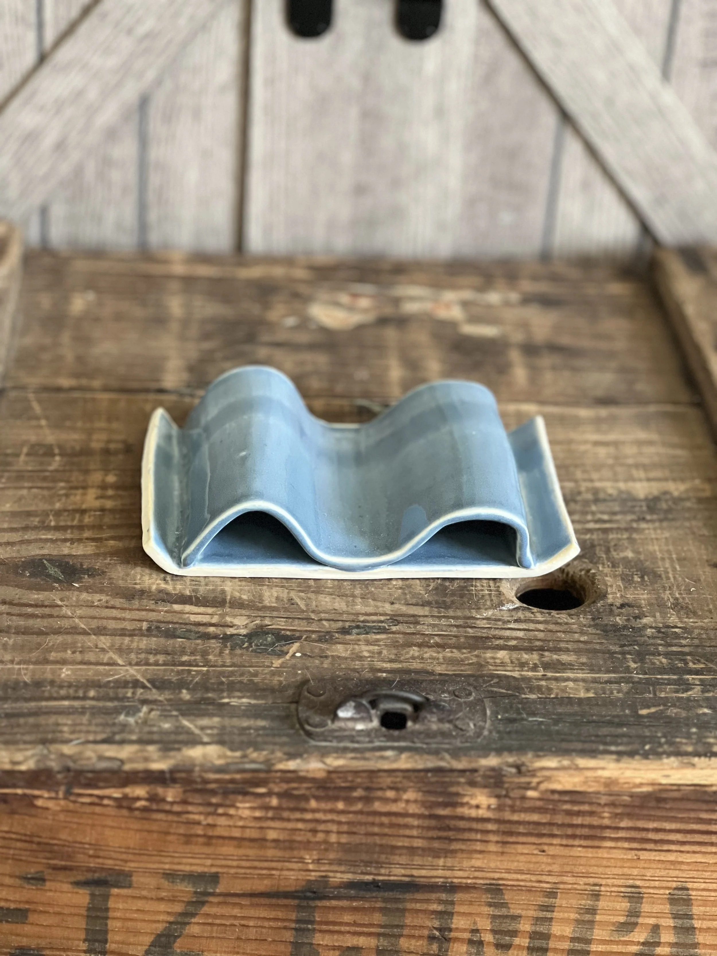 Frost Blue Wave Soap Dish
