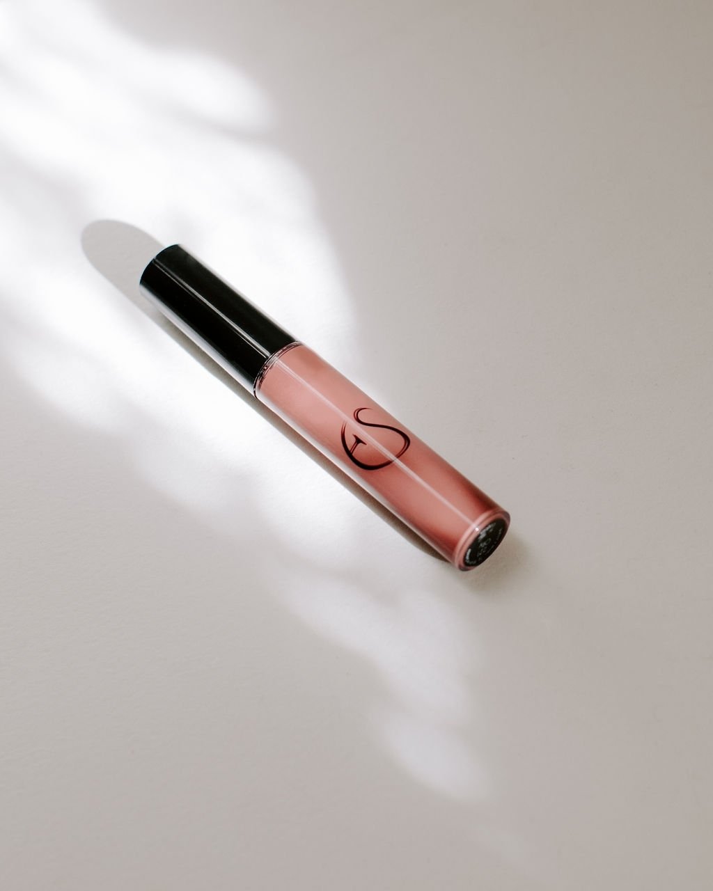 OLLY! Some people are gloss fans and some are more into lipstick. So we created both, our newest shade to achieve the perfect natural lip color. Hydration and a touch of neutral rose/beige. It looks like your lips, just better! You can add this on to