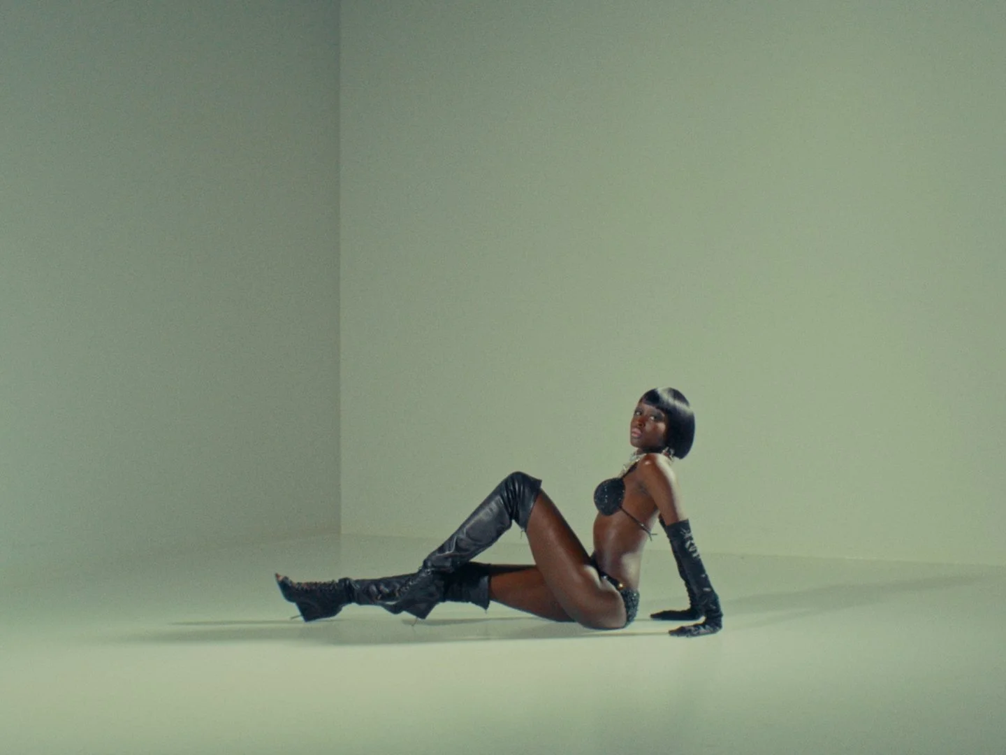 Still 2026-01-08 234159_1.91.1.jpg