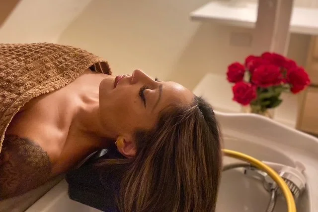 Joing the Head and Scalp Massage Movement: The Power of Deep Relaxation and Natural Relief