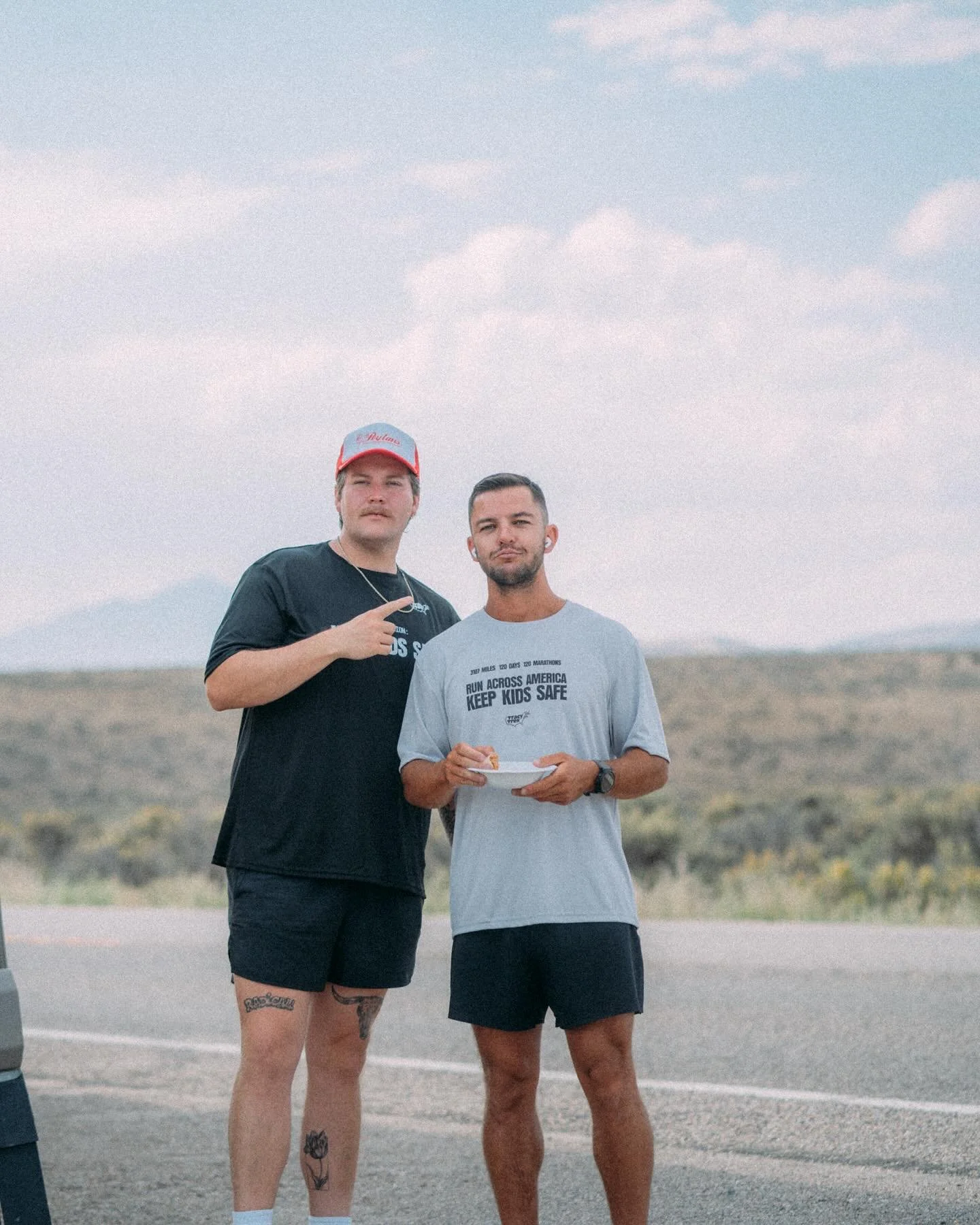 Happy Birthday to the Captain of the Tracy Trek, @sethhays_ . 

This man navigated both me and the RV 3,125 miles across America. 

He met me at the back of the RV with a &ldquo;what&rsquo;s up, brother&rdquo; at more than 500 roadside stops. 

He sl
