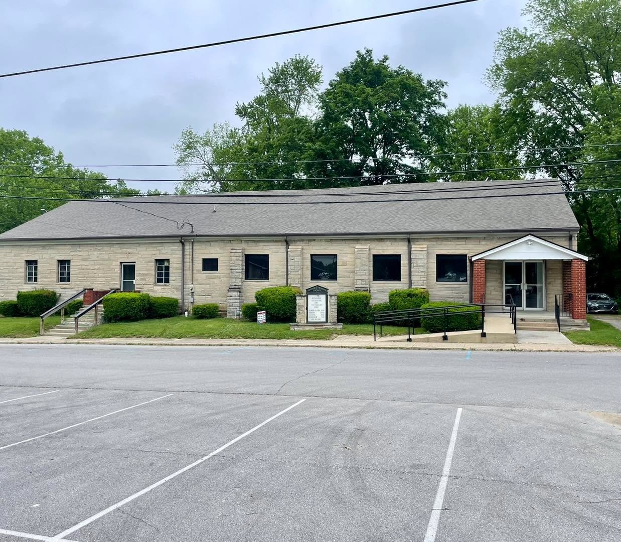 Grateful to help cover a place where so many gather in faith and fellowship!

#NewRoof #PayLessWithWes