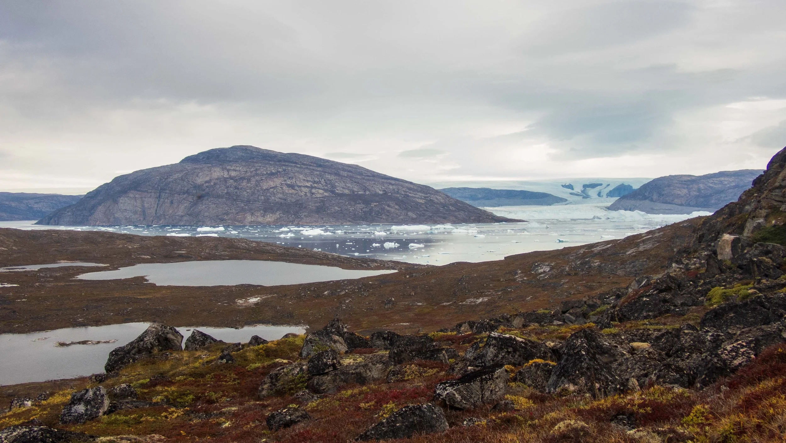 The Sermeq silardleq glacier from afar