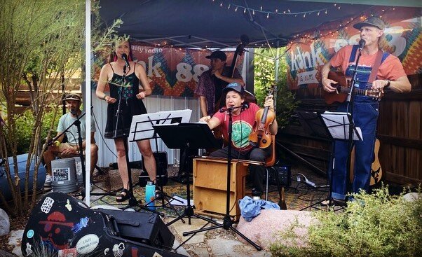 We had such a fun time playing at the @kdnkradio garden this past First Friday during the @ridewecycle launch event in Carbondale! So many folks came by to listen and hang. Thanks for having us KDNK!
