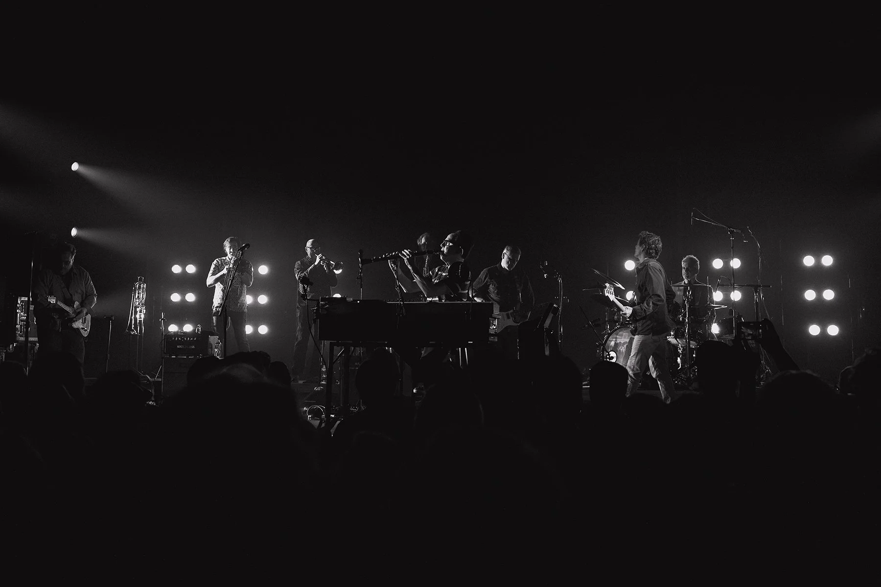 TMBG_BKSTEEL_MENZER_052926_006.jpg