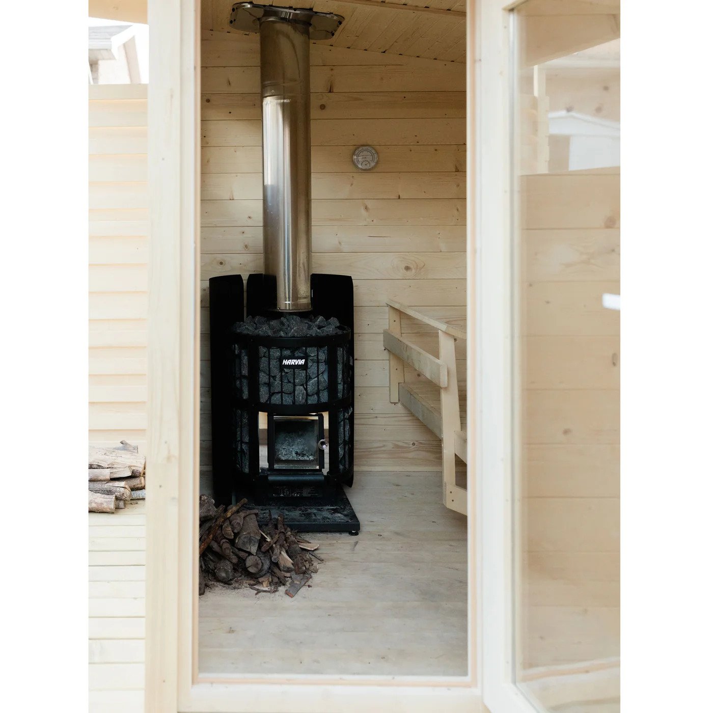 Cabin_Interior_Shot_Timberline_2_700x700_2x.jpg