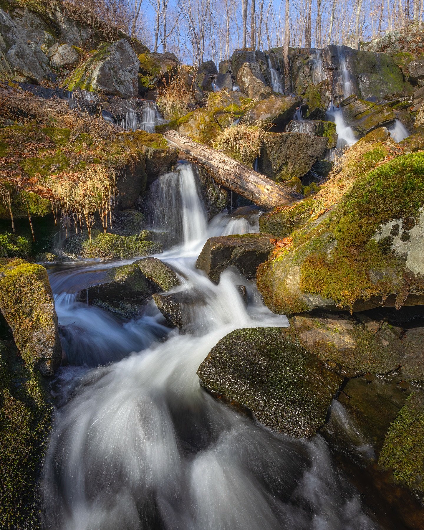 I went out to explore a new to me location thanks to @laszlogyorsok The clouds were clearing as I arrive and the light got harsh quick, but this is a gorgeous waterfall. I love the multitude of cascades which create different journeys to reach the po