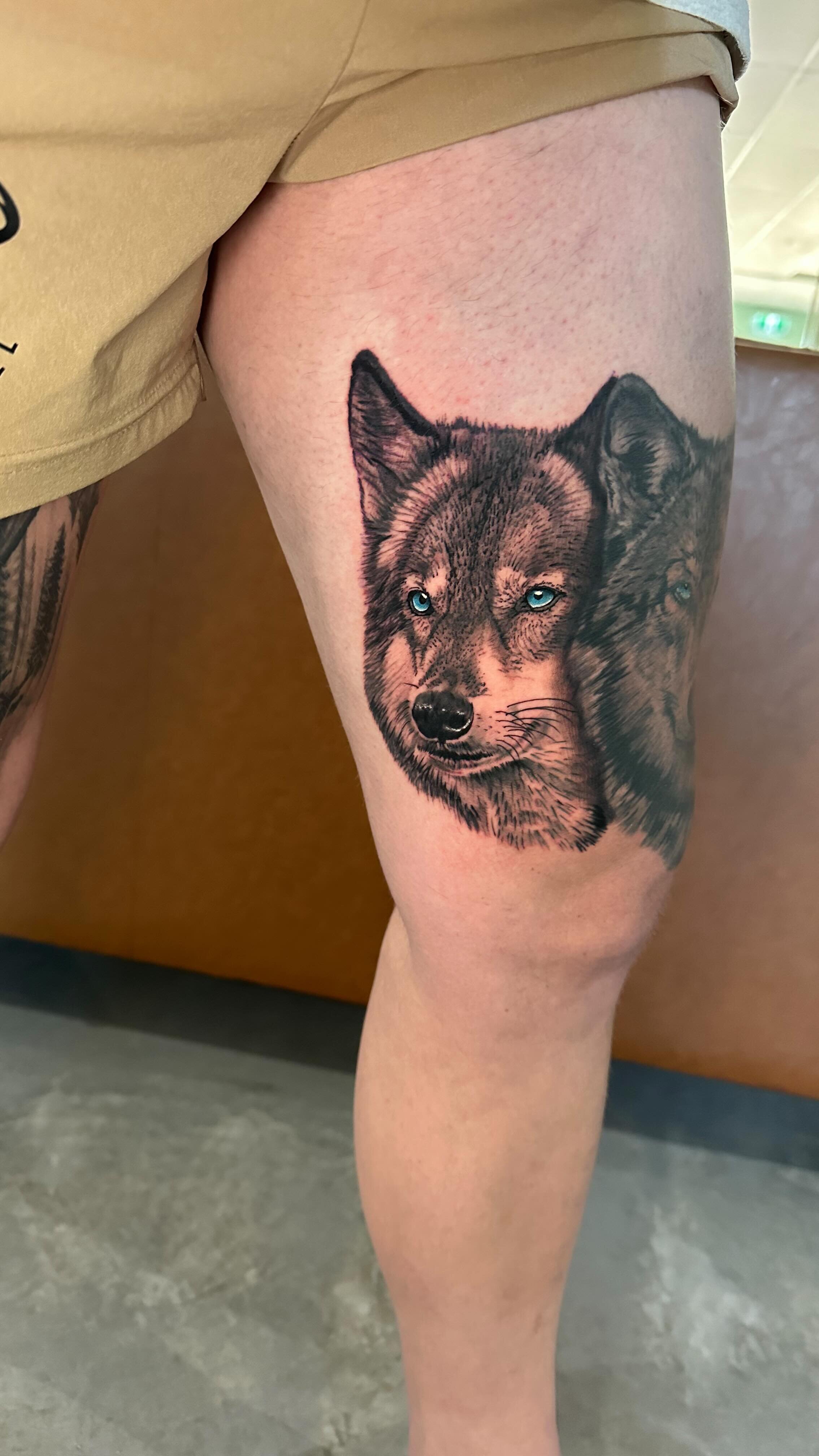 Another before and after rework. The reworked wolf is fully healed, the two cubs and female wolf are fresh.
Made in @paintedhorsetattoo
I’m currently booking March and April! Spots are filling up fast get in before they’re gone!
Than
