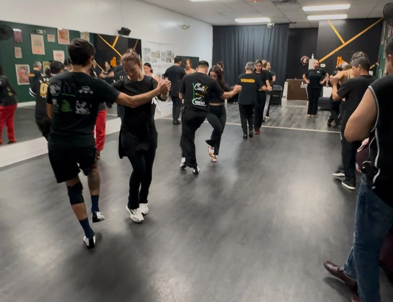 Group Classes / Clases Grupales