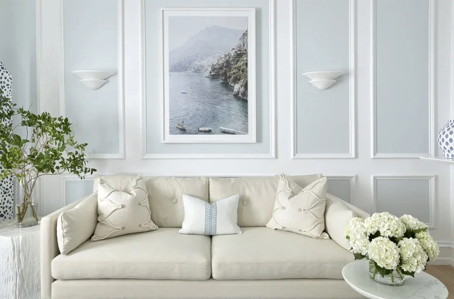 atlas-therapy-nyc-serenity-room-couch.jpg