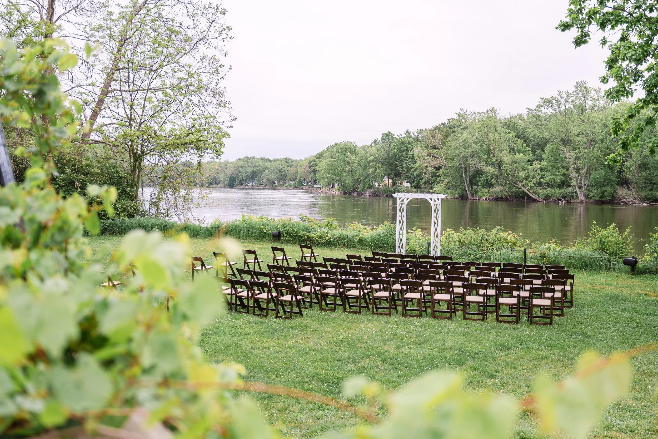 CourtneyKevinCeremonyDecor_2.jpg