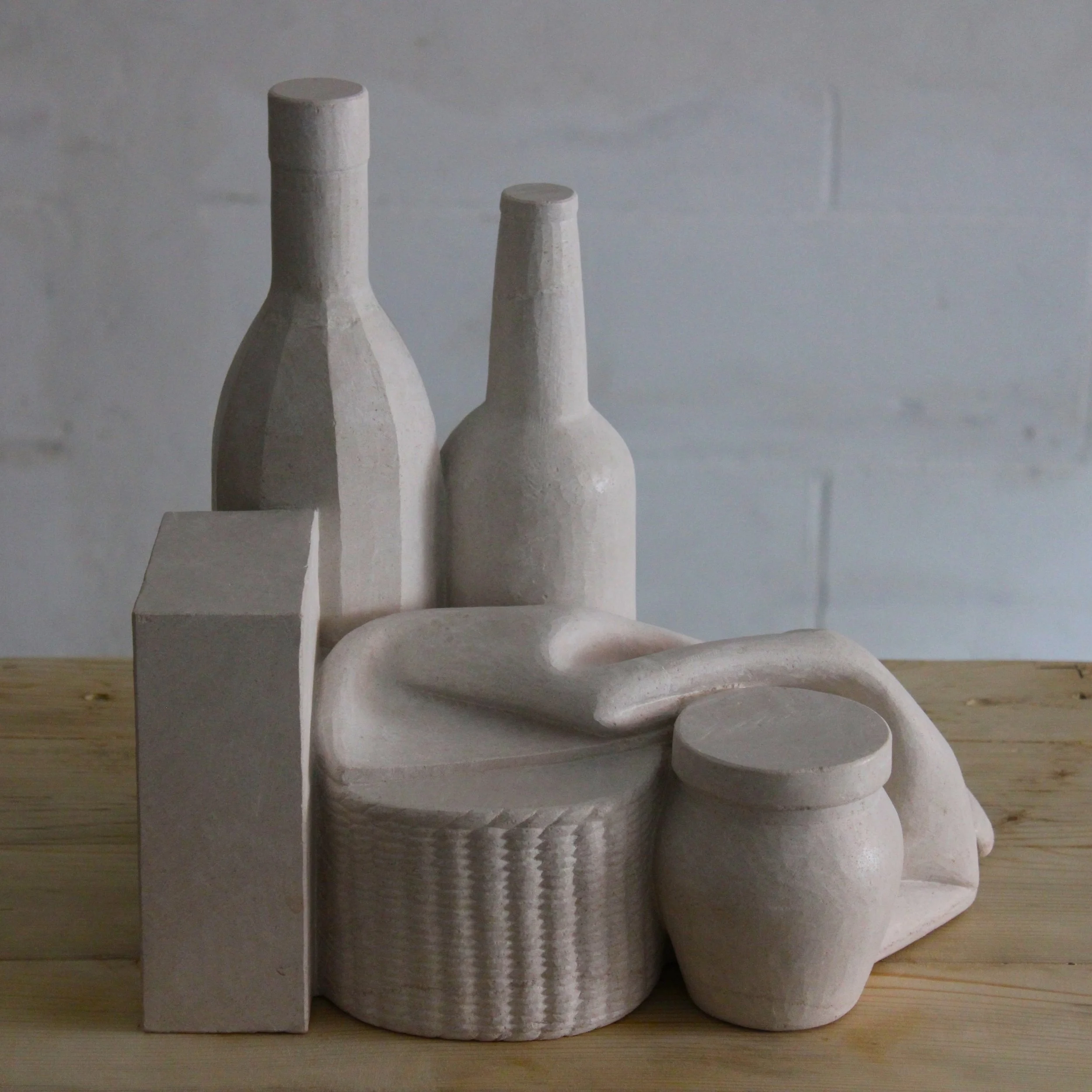Still life , 2024
Portuguese limestone
34.5 x 23 x 33.5 cm