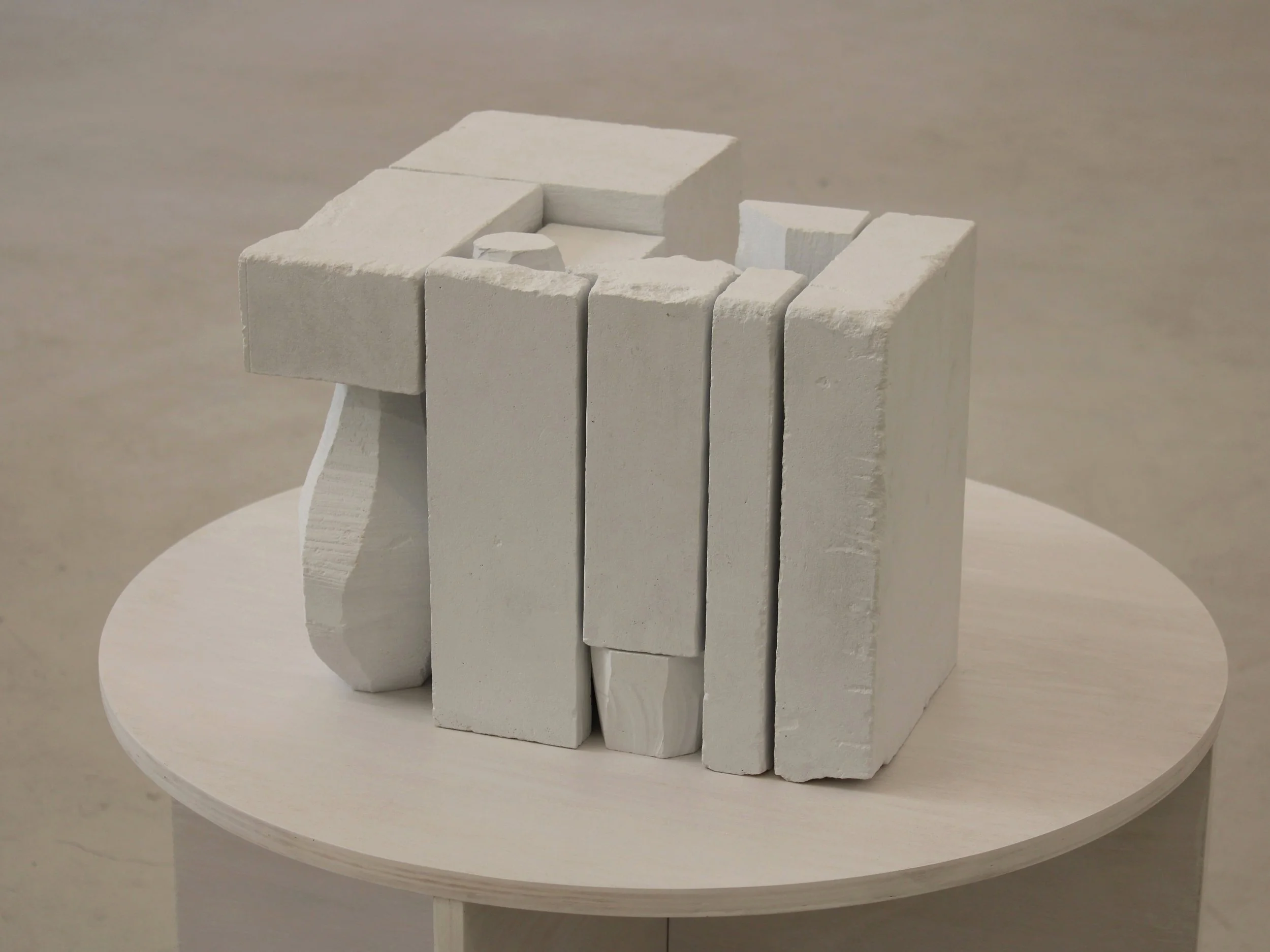 Divide, 2025, Lavoux limestone painted, 37,5 x 36 x 28 cm.