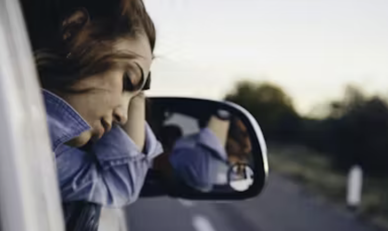 How to Overcome “Gratitude Guilt” During the Not-So-Happy Holidays